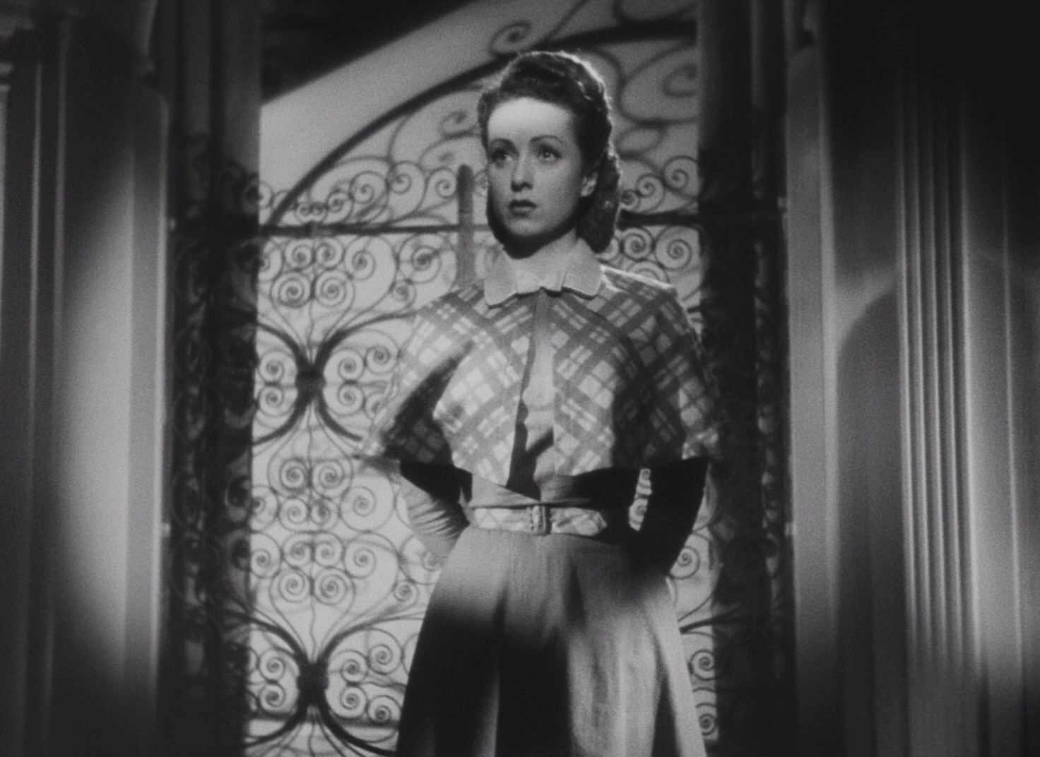 Her First Affair (1941) —  shot,  lighting