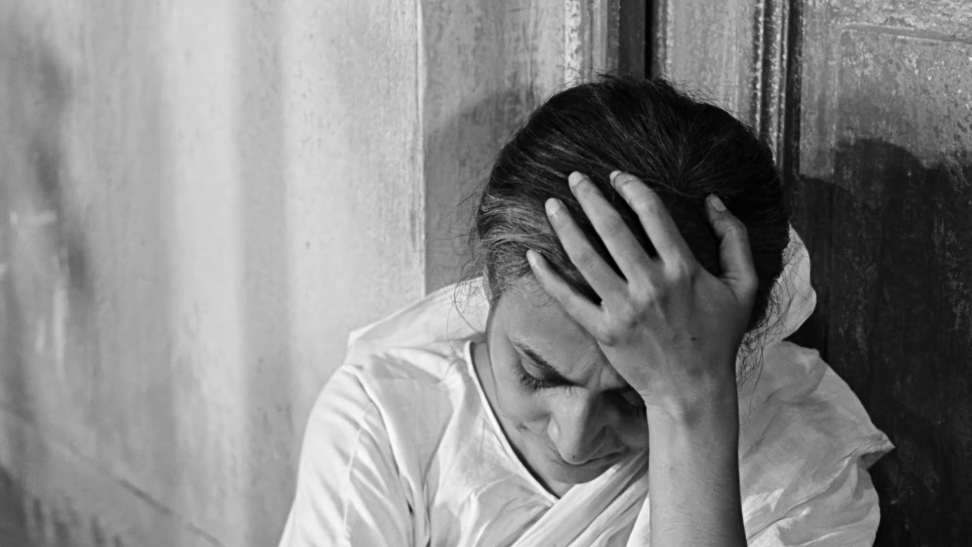 Calcutta 71 (1972) —  shot,  lighting