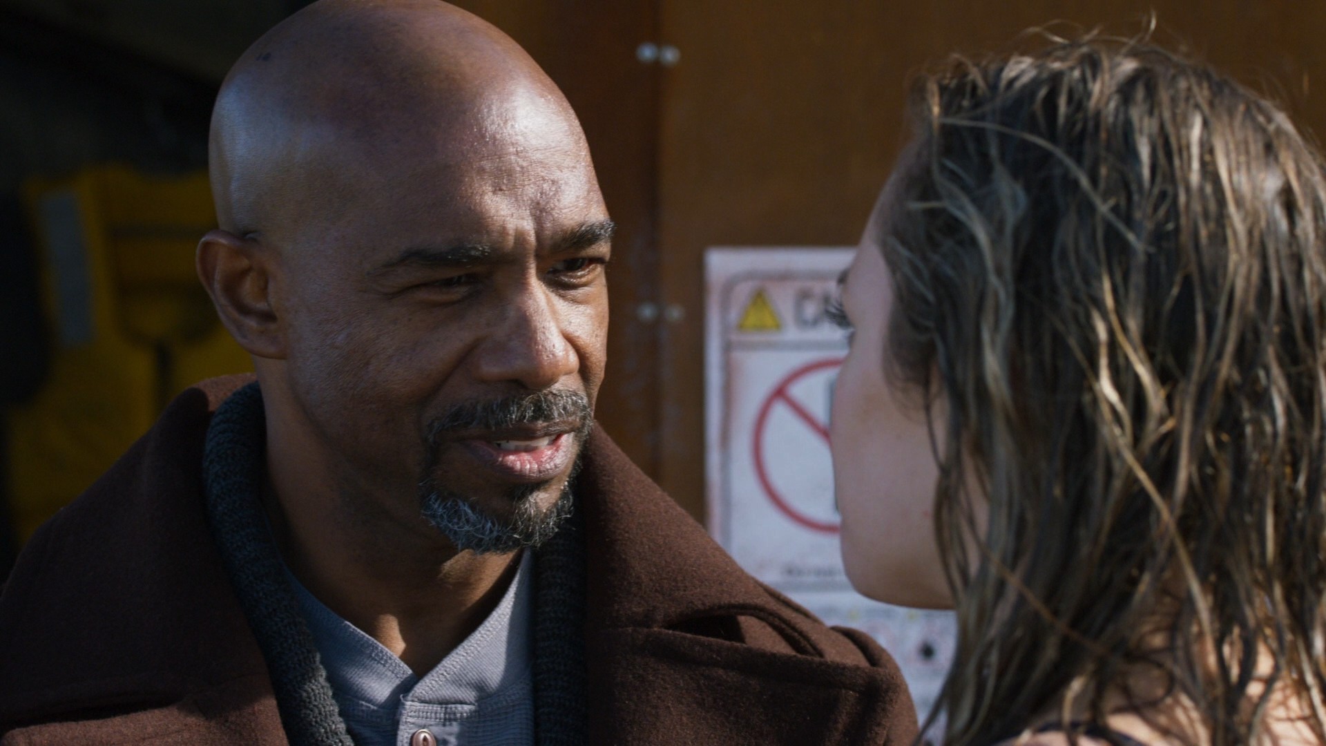 Deep Blue Sea 2 (2018) —  shot,  lighting