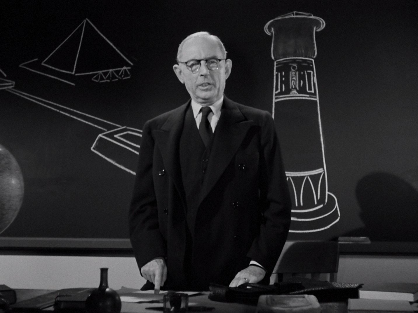 The Mummy's Ghost (1944) —  shot,  lighting