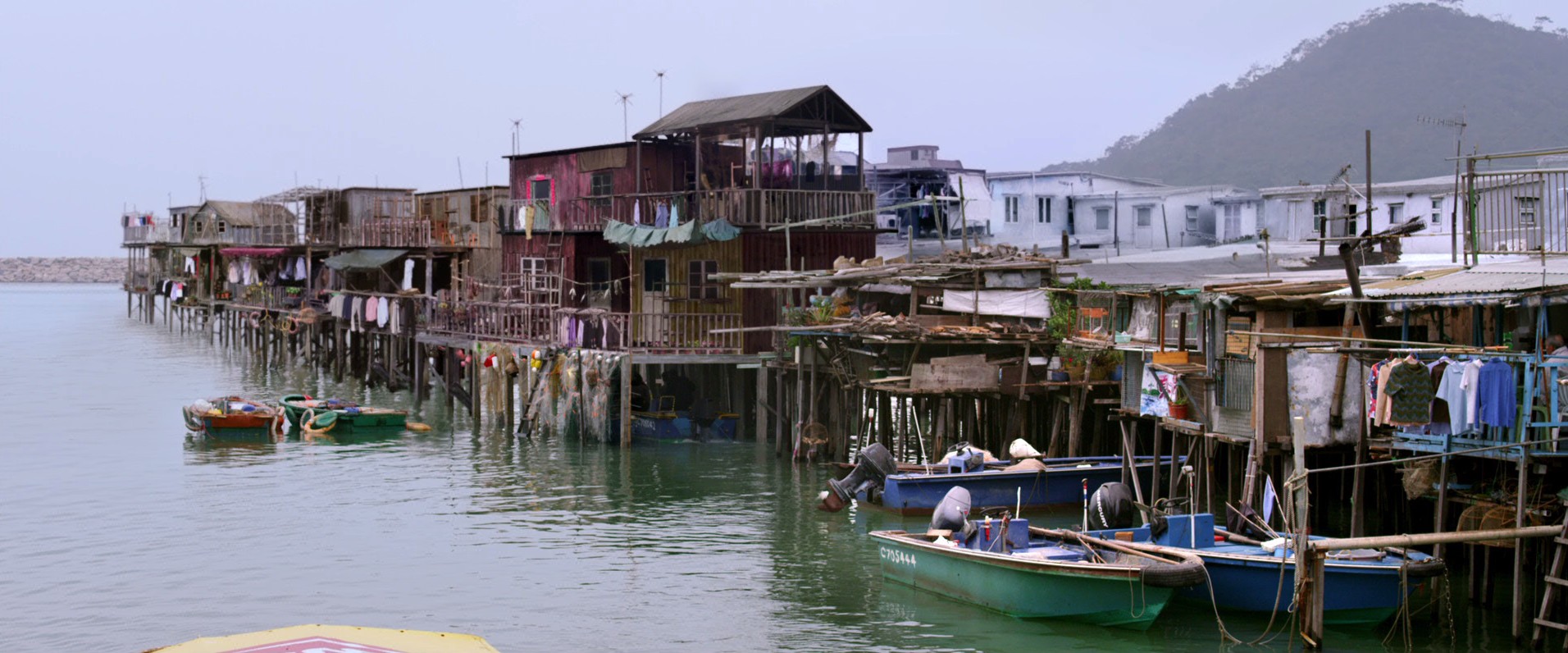 Jue di tao wang (2016) —  shot,  lighting