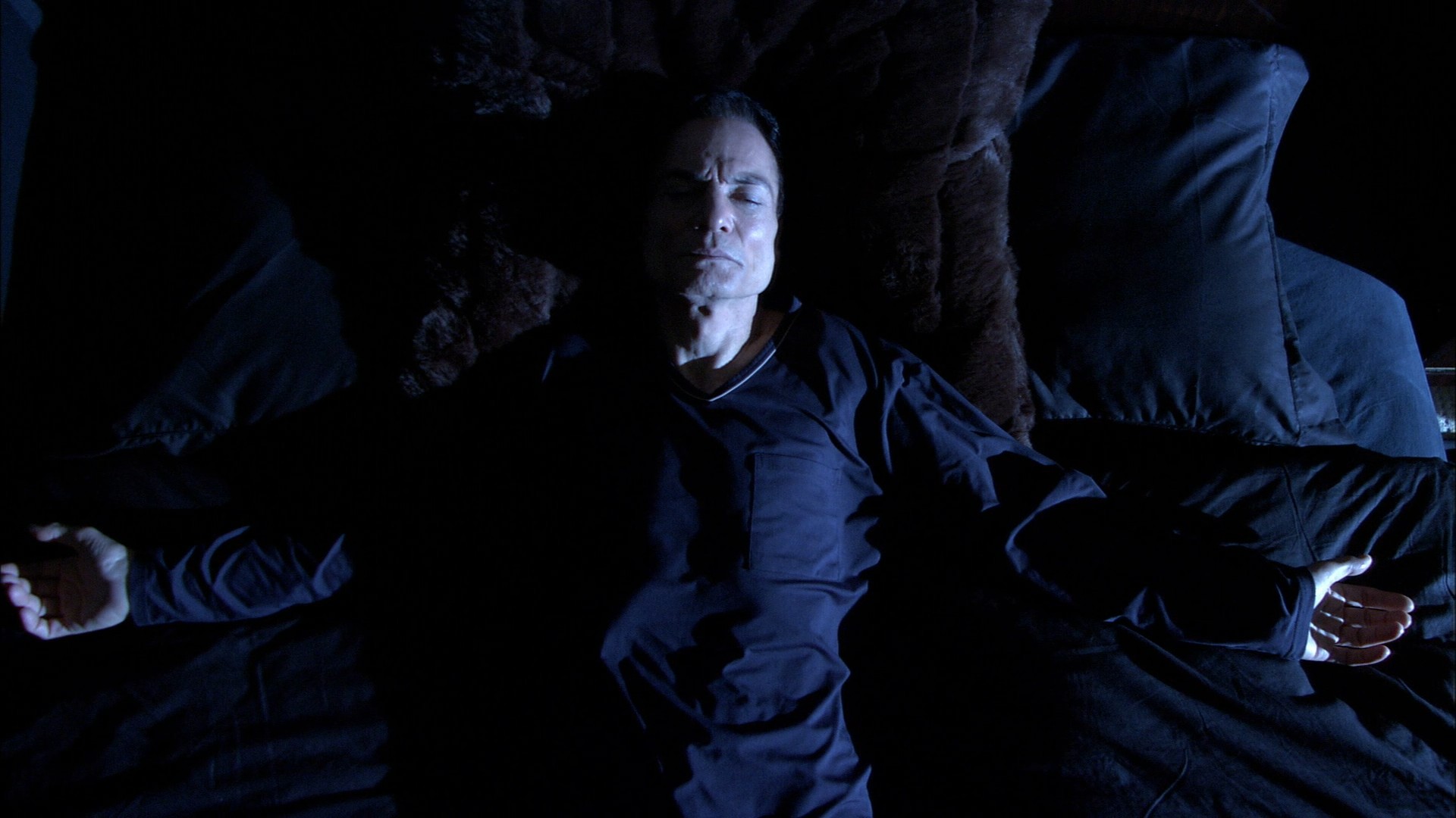 The Human Centipede (First Sequence) (2009) —  shot,  lighting