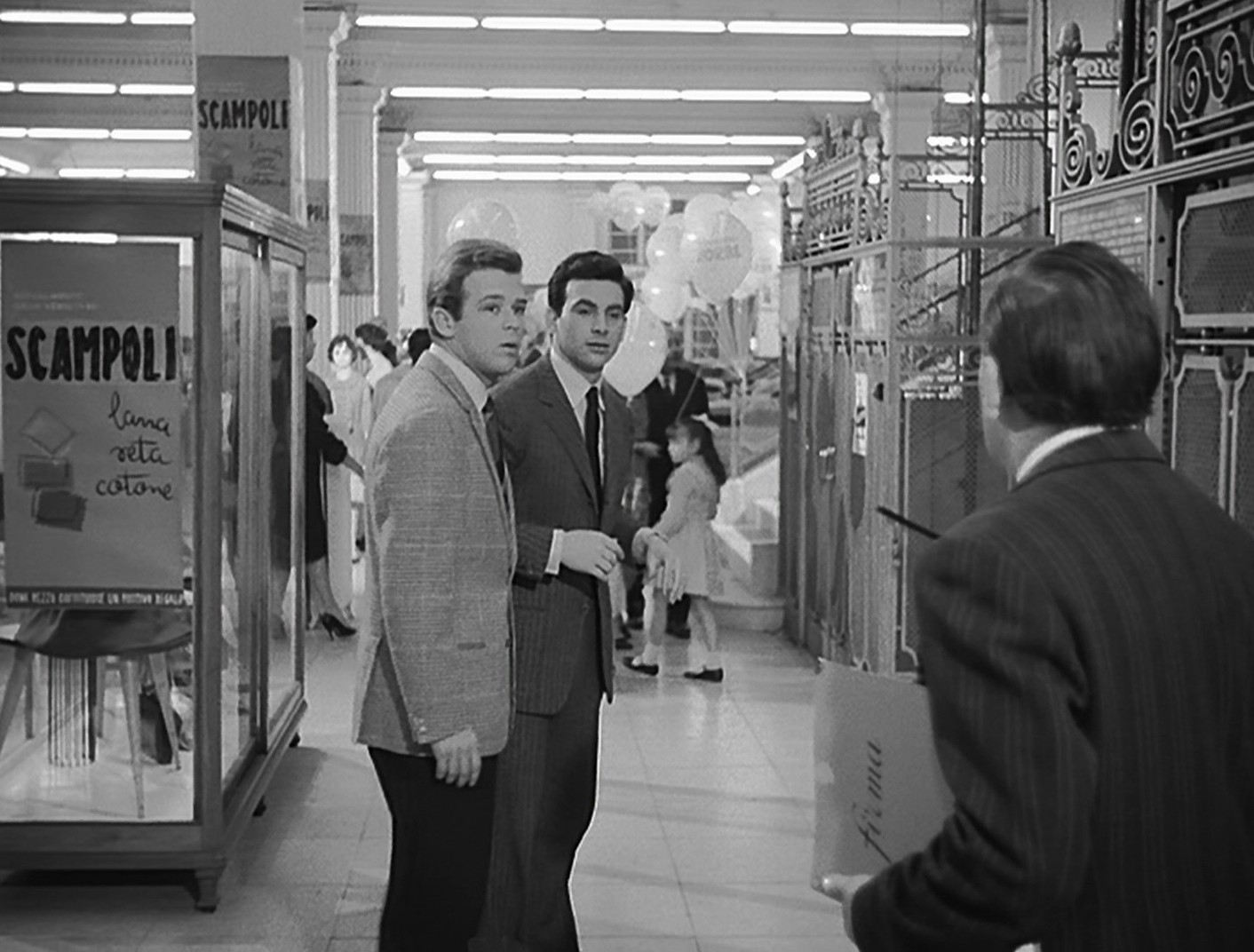 Poveri milionari (1959) —  shot,  lighting