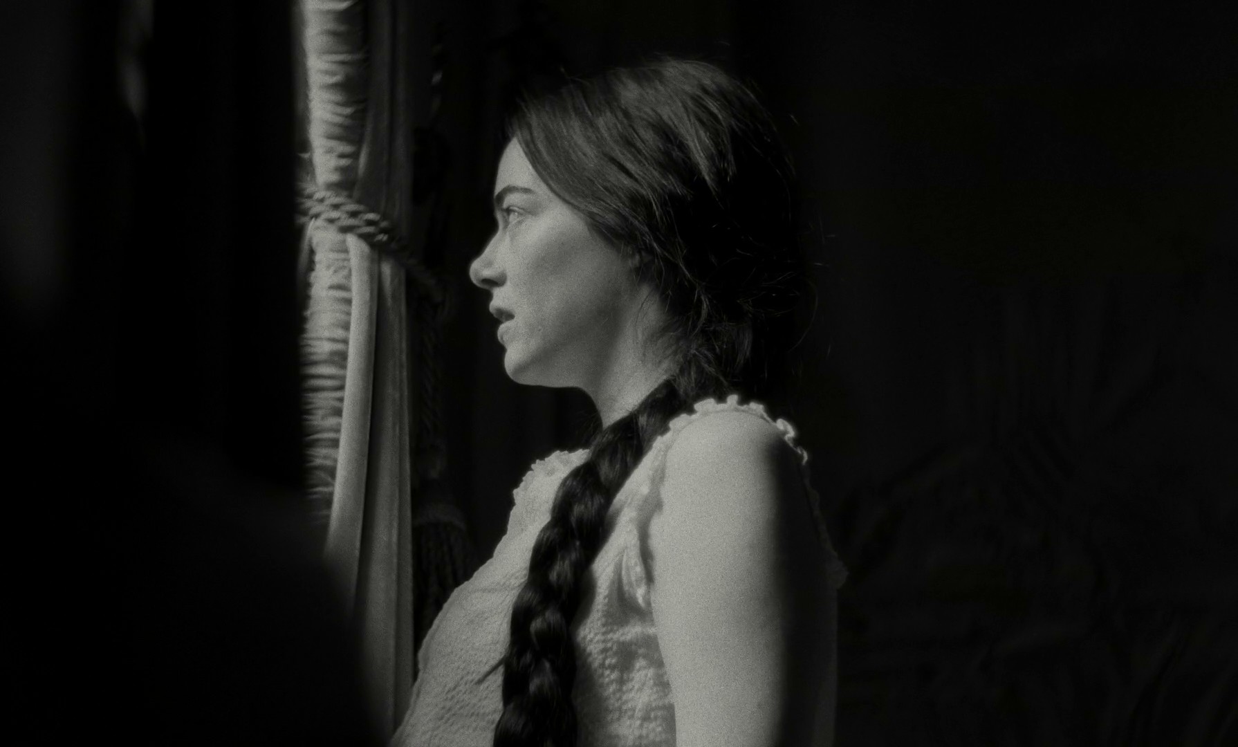 Poor Things (2024) —  shot,  lighting