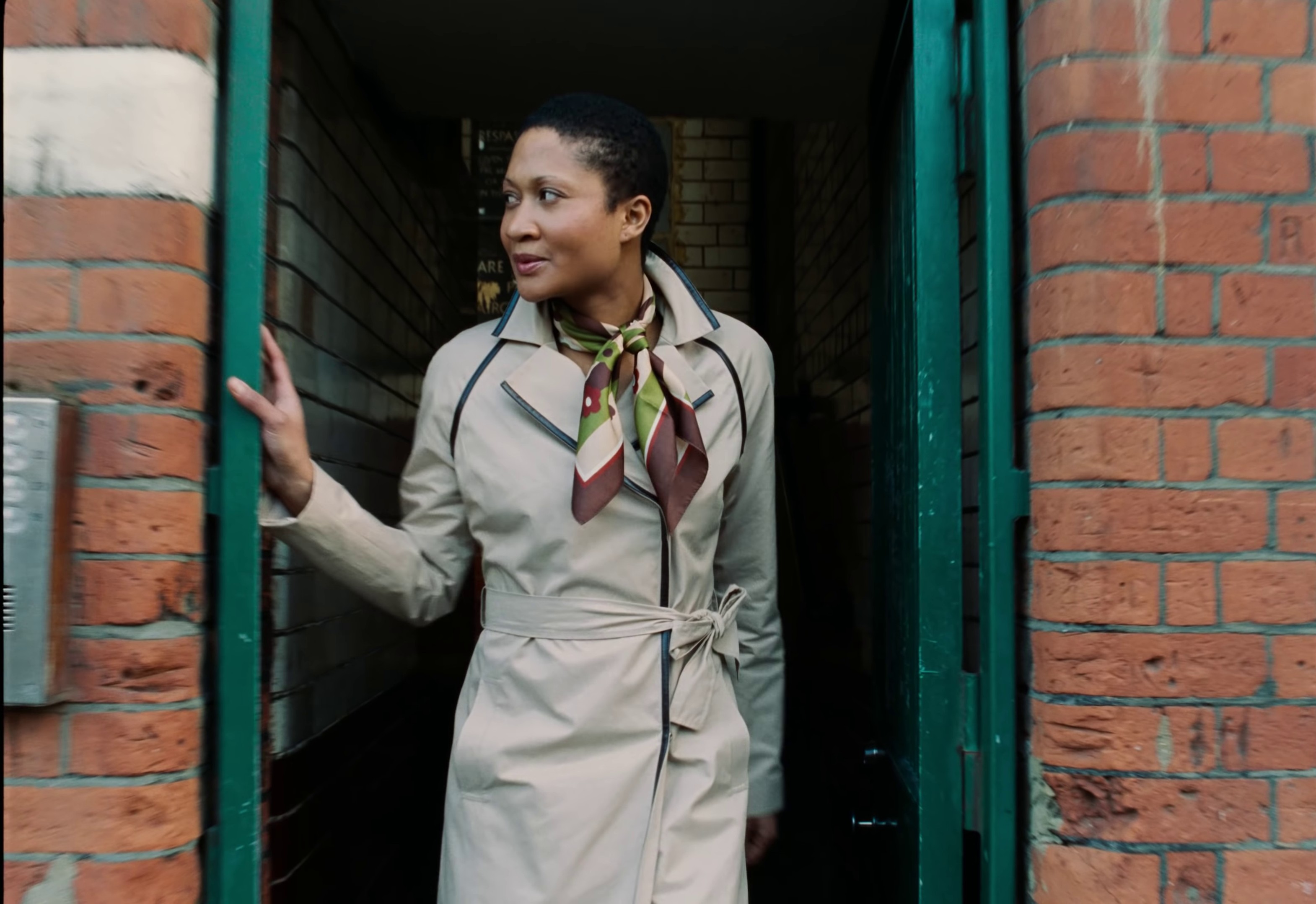 Walk On (Liz Friedlander Version) (2020) —  shot,  lighting