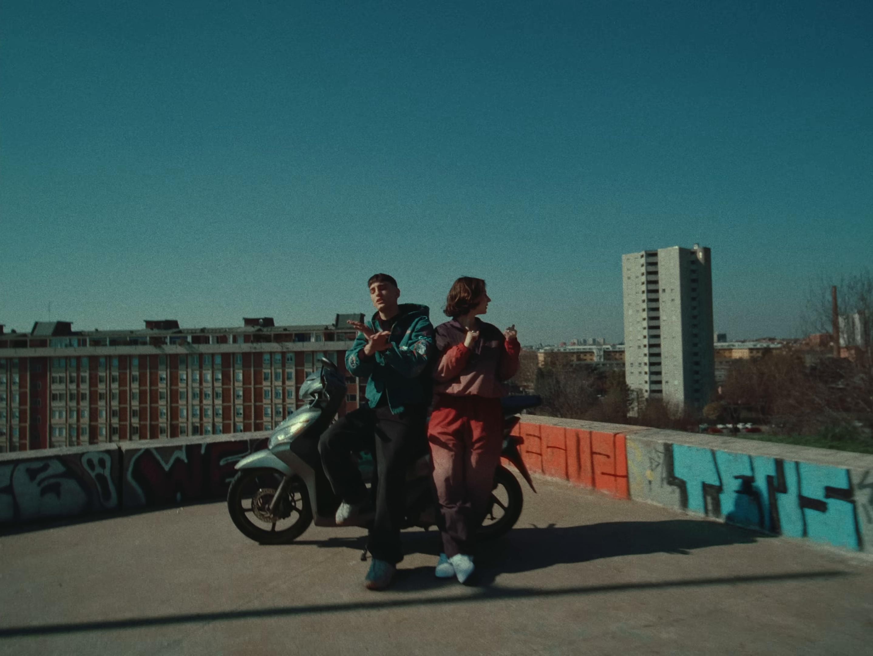 FEBBRE DELL'ORO (2025) —  shot,  lighting