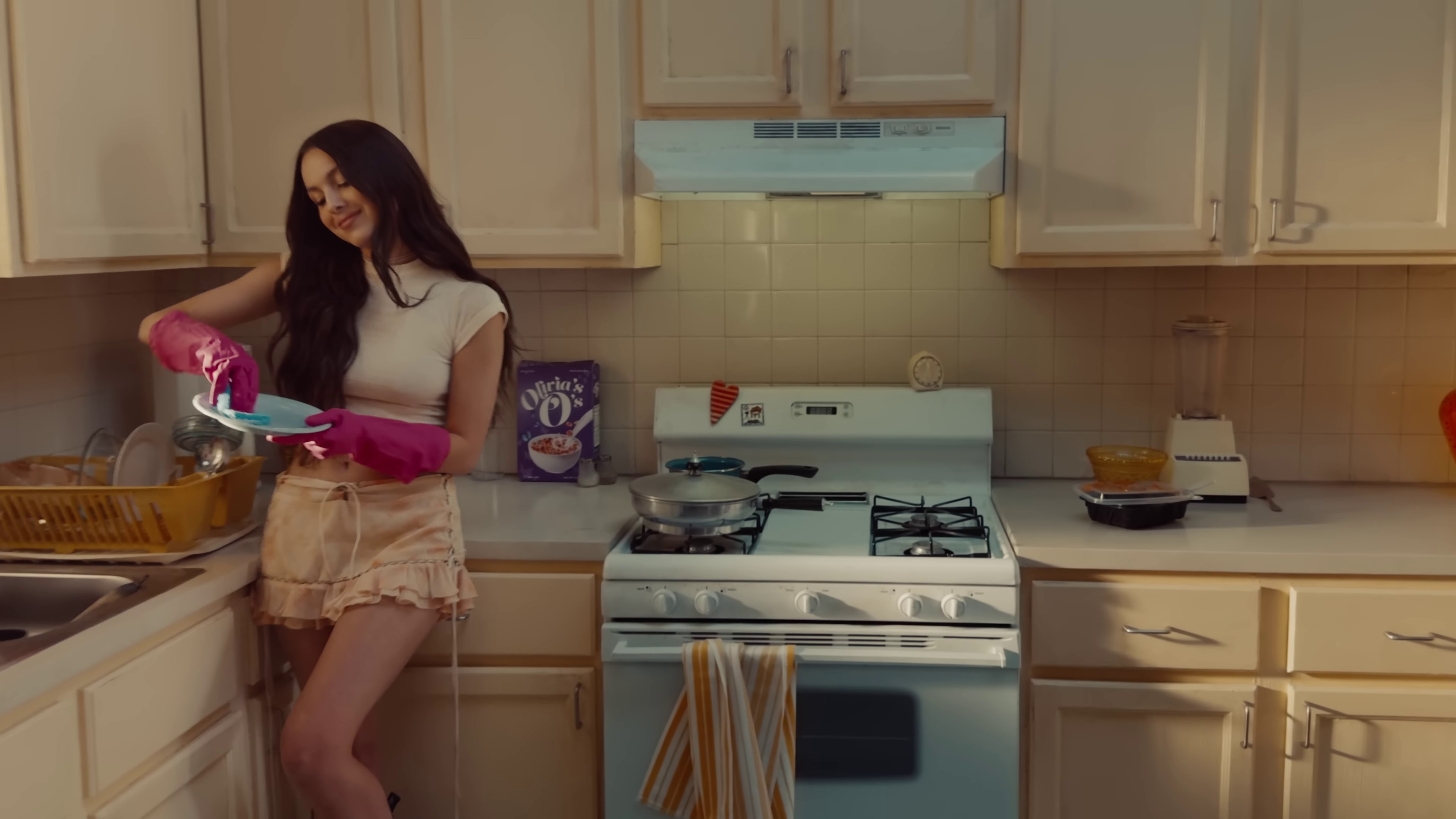 get him back! (2023) —  shot,  lighting