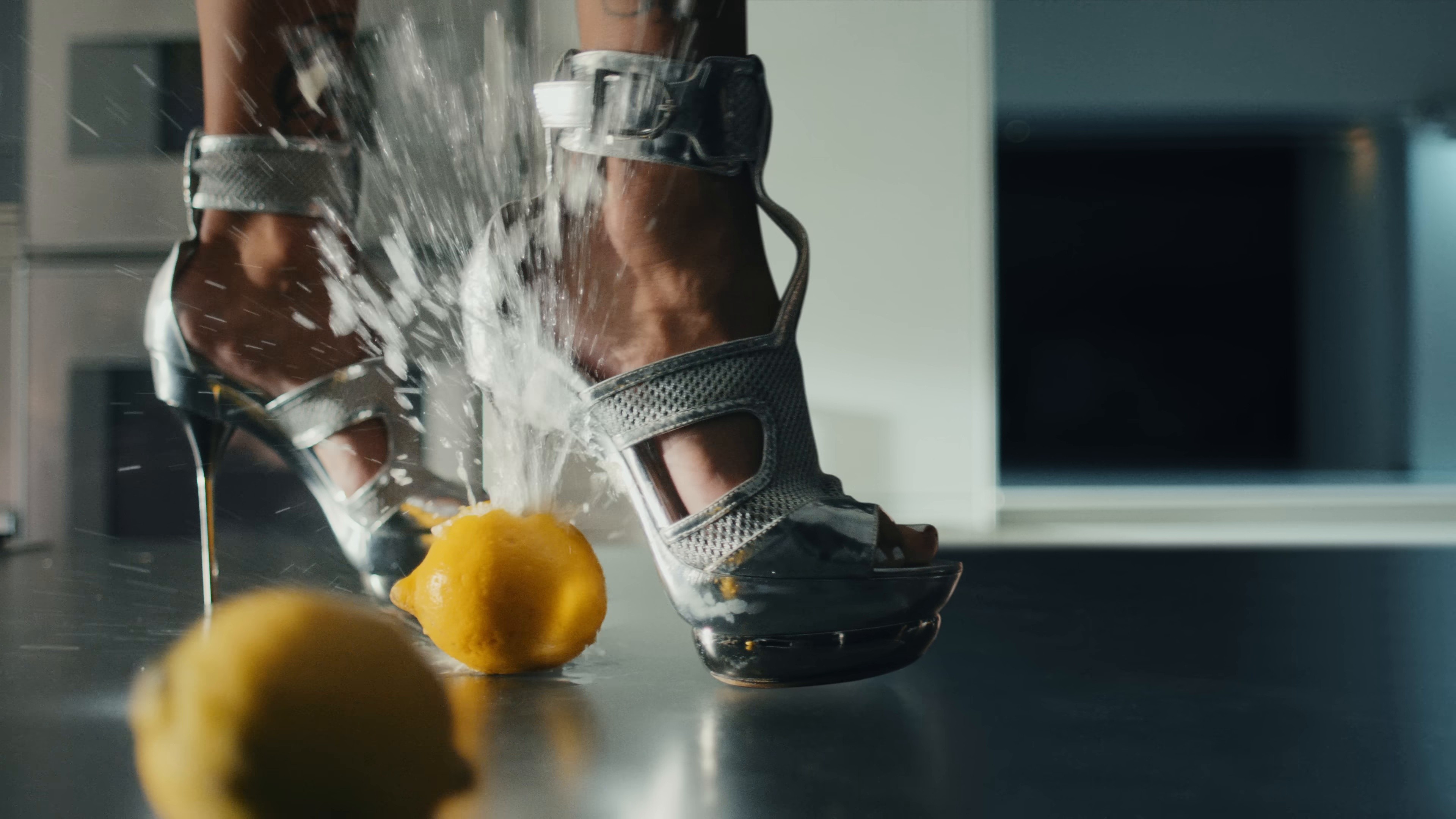 Da Me (2025) —  shot,  lighting