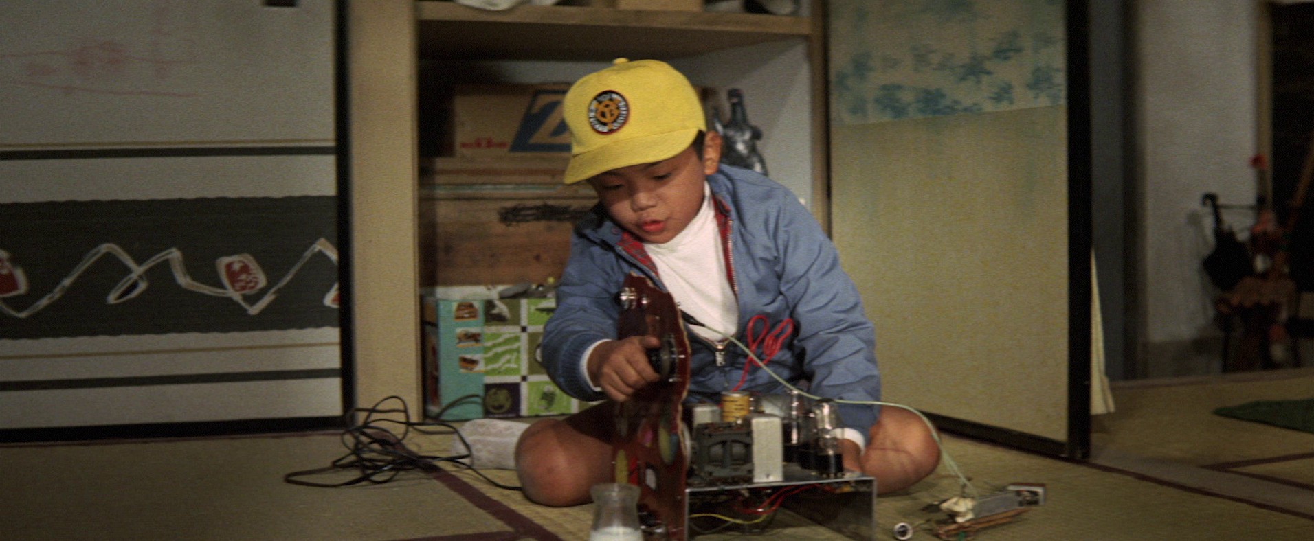 Destroy All Monsters (1968) —  shot,  lighting