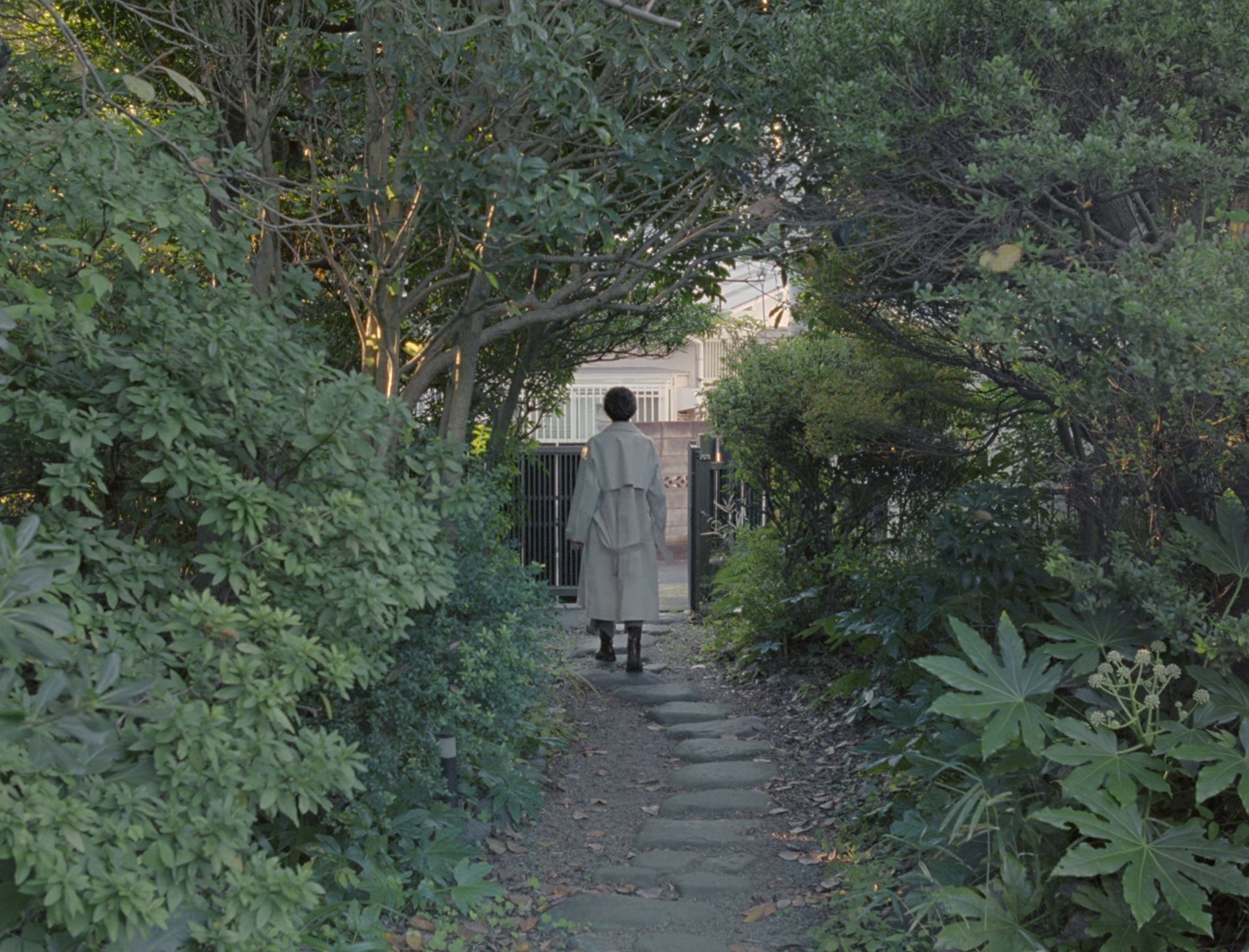 RIMOWA I 'The Moon Is Too Far From The Sun' (2025) —  shot,  lighting