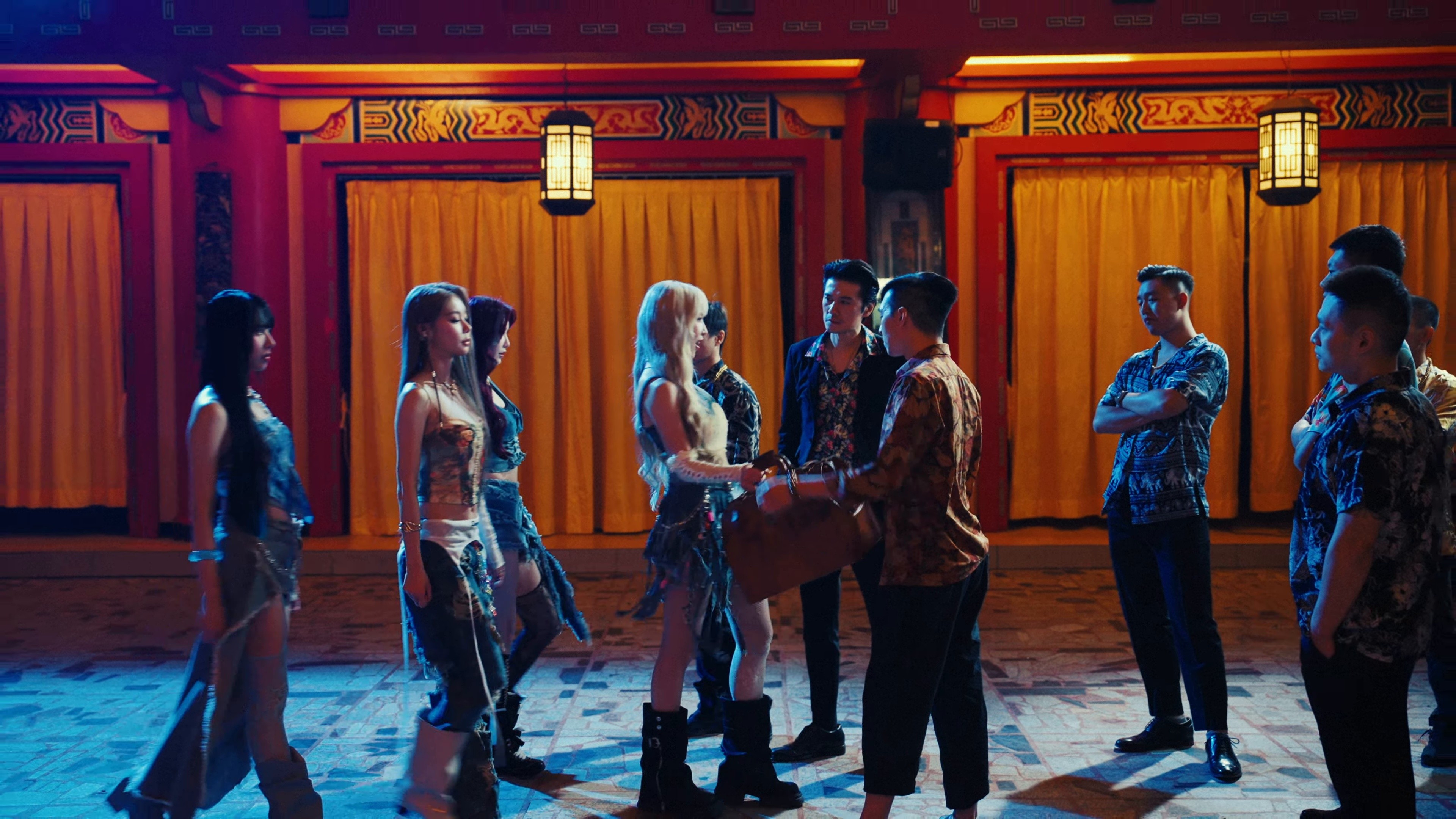 DOU YI DOU (2026) —  shot,  lighting