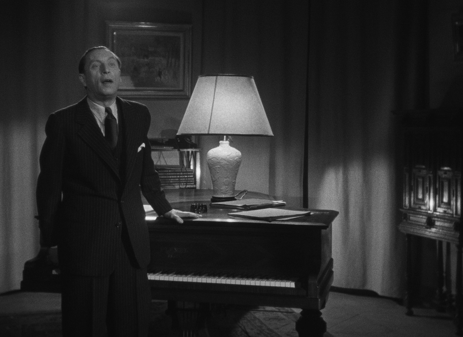 Monelle (1948) —  shot,  lighting