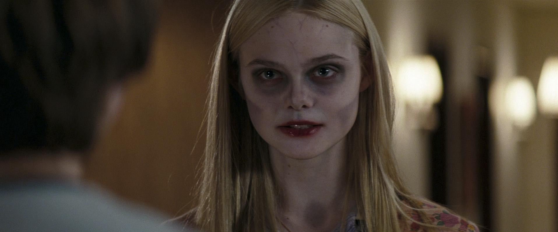 Super 8 (2011) —  shot,  lighting