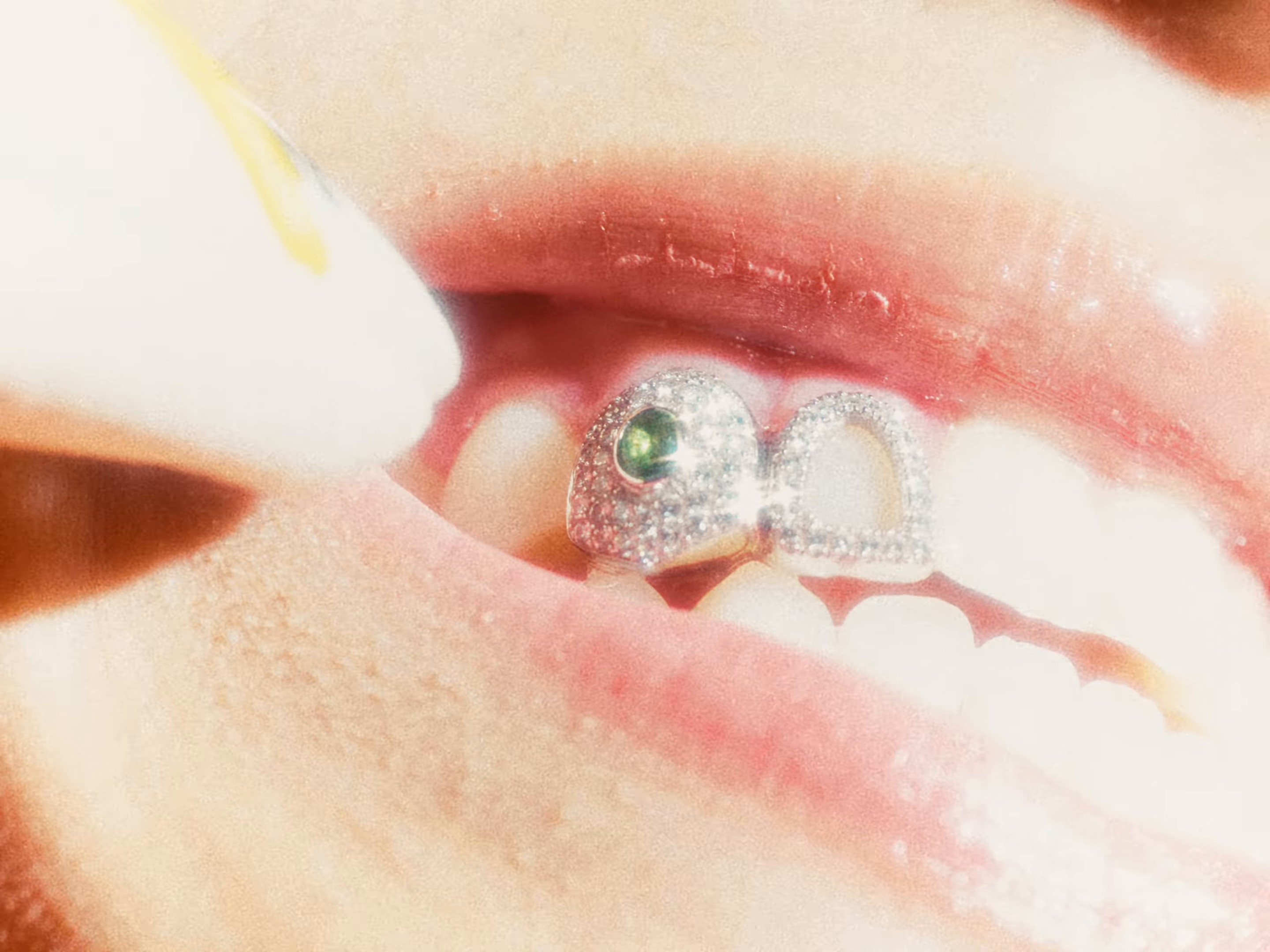 Aoeng Aoey (2024) —  shot,  lighting