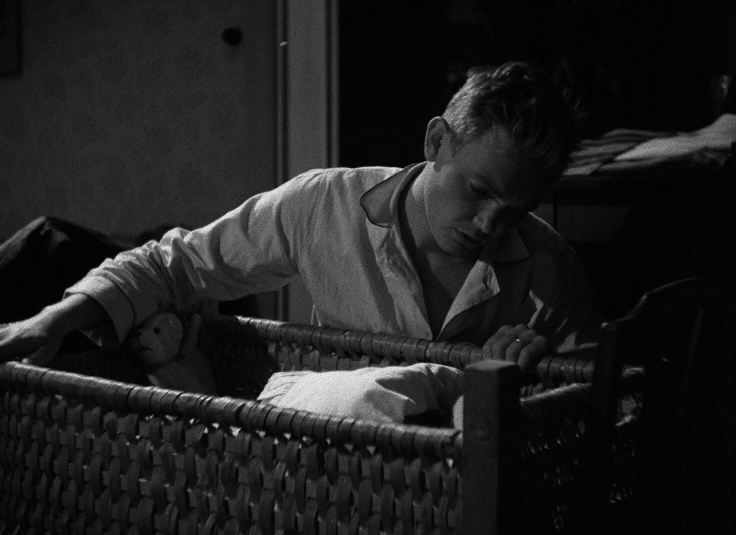 Summer with Monika (1953) —  shot,  lighting