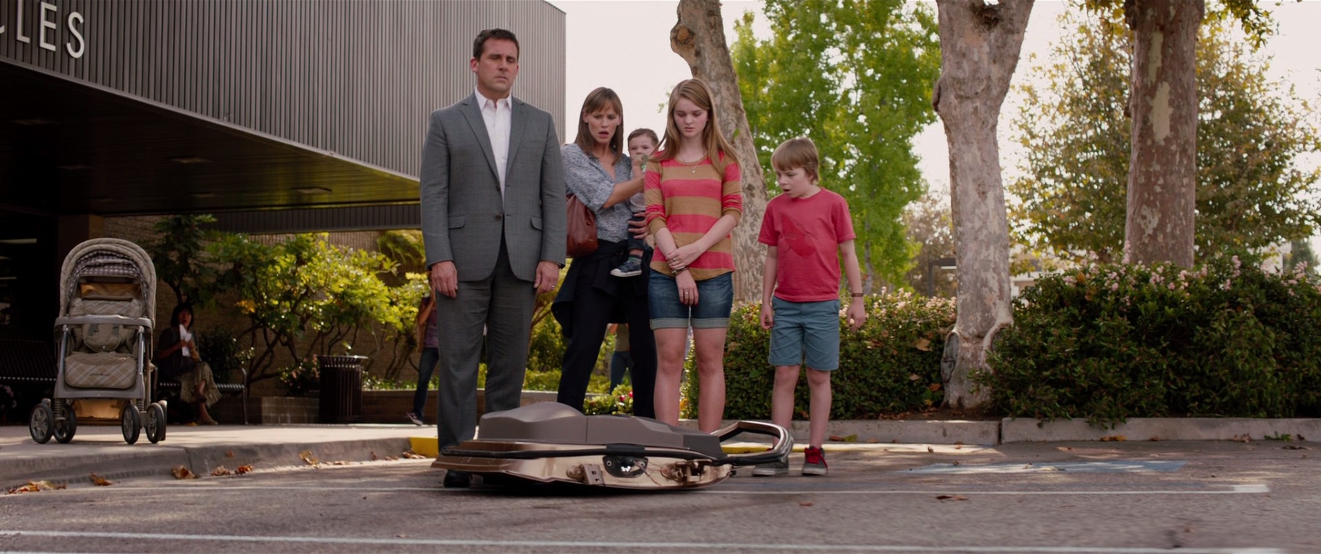 Alexander and the Terrible, Horrible, No Good, Very Bad Day (2014) —  shot,  lighting