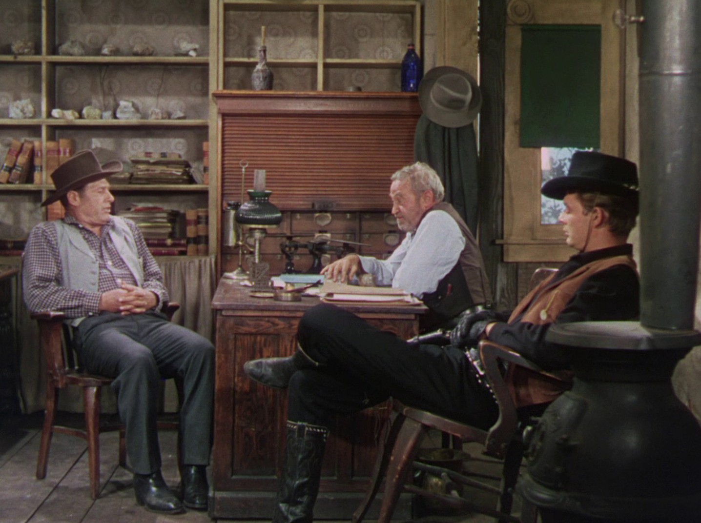 High Vermilion (1951) —  shot,  lighting