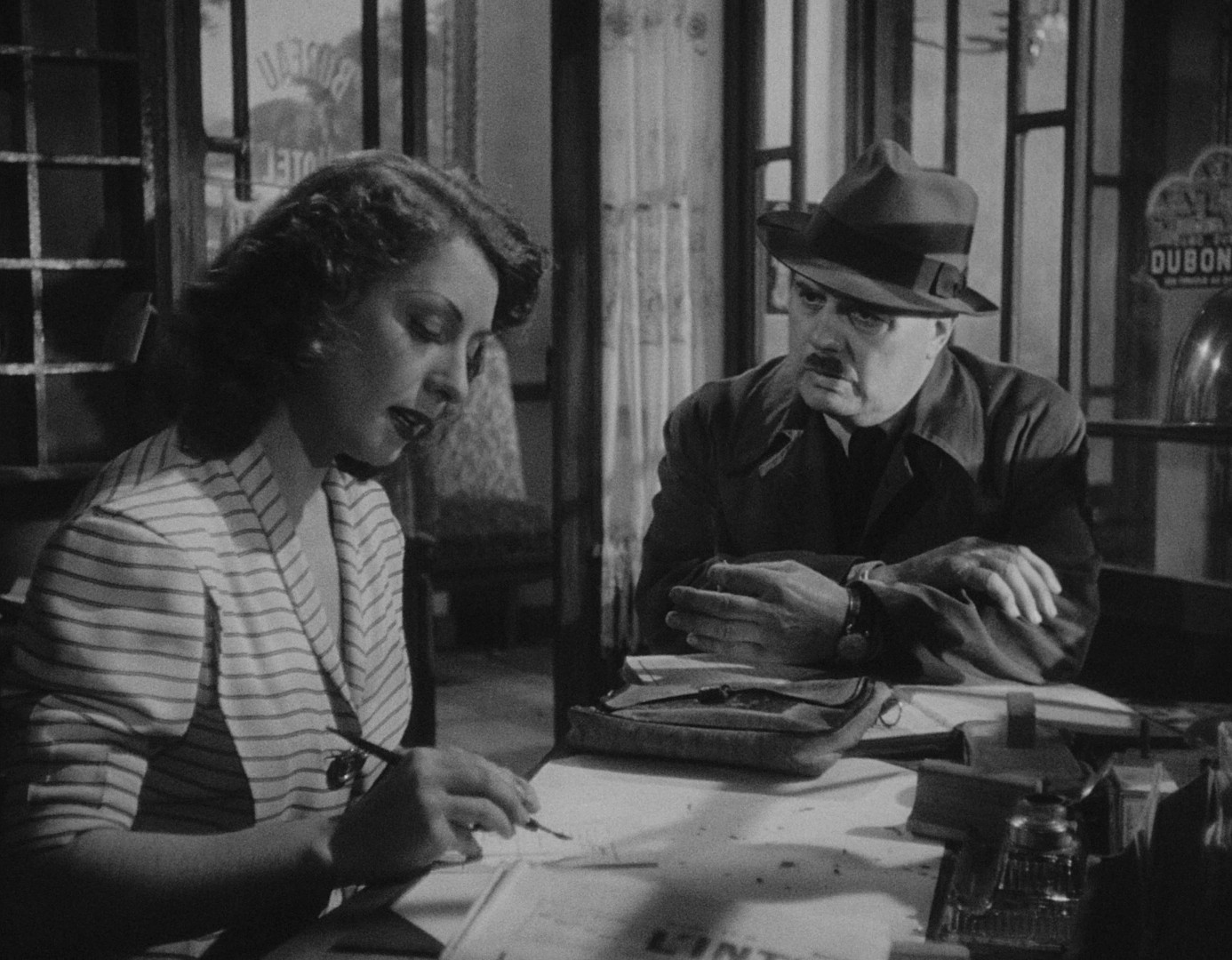 Panique (1947) —  shot,  lighting