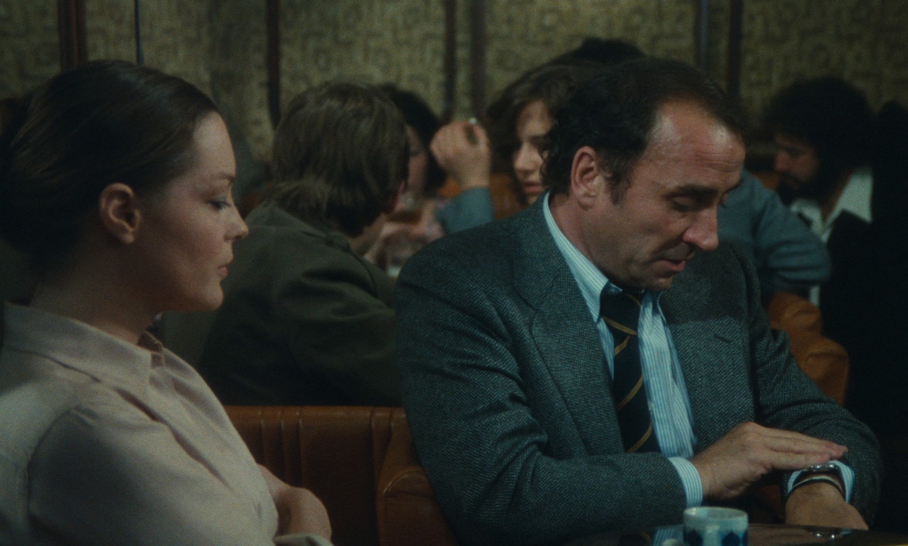 A Simple Story (1978) —  shot,  lighting