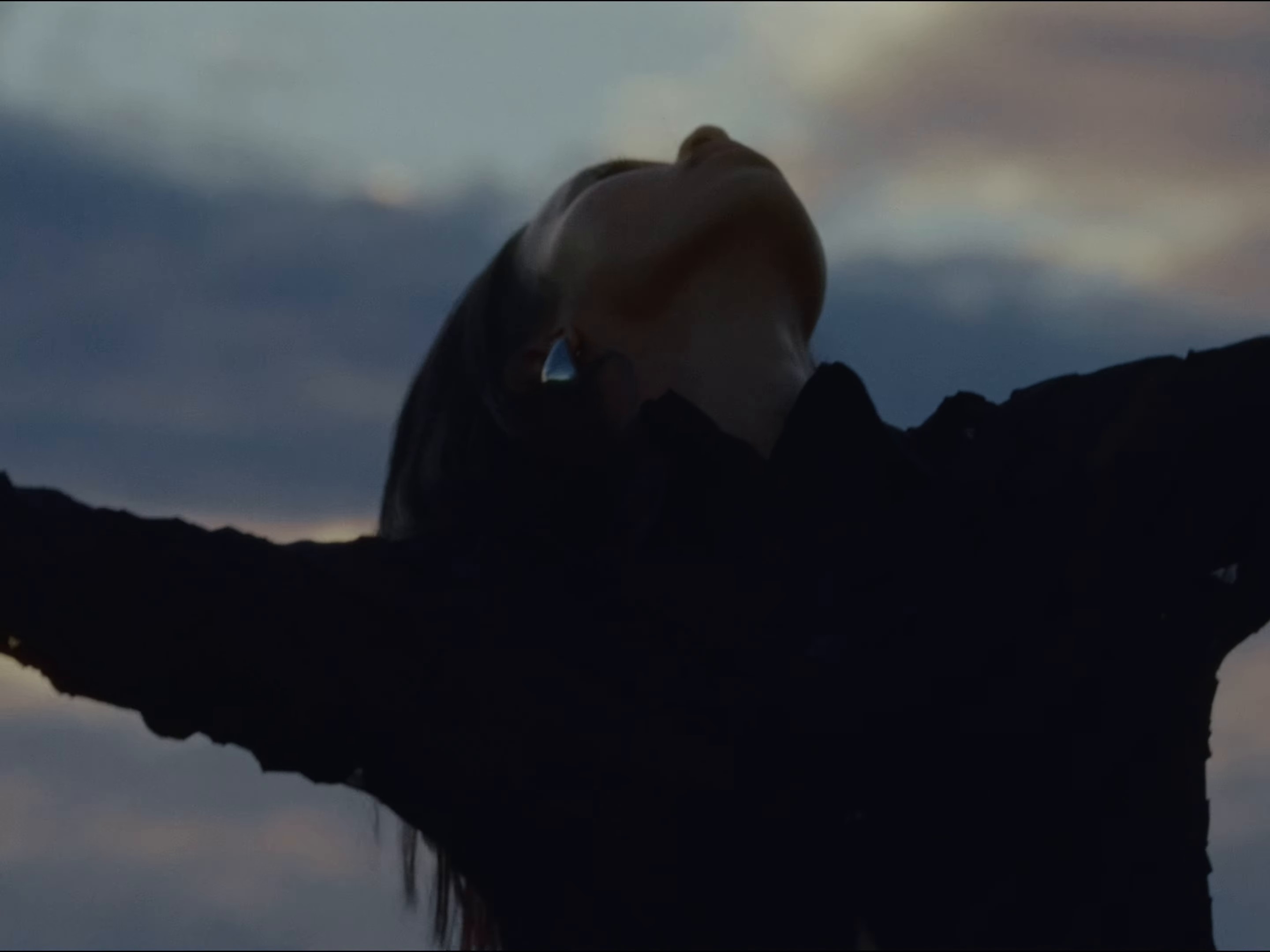 Don't Worry Bout Me (2024) —  shot,  lighting