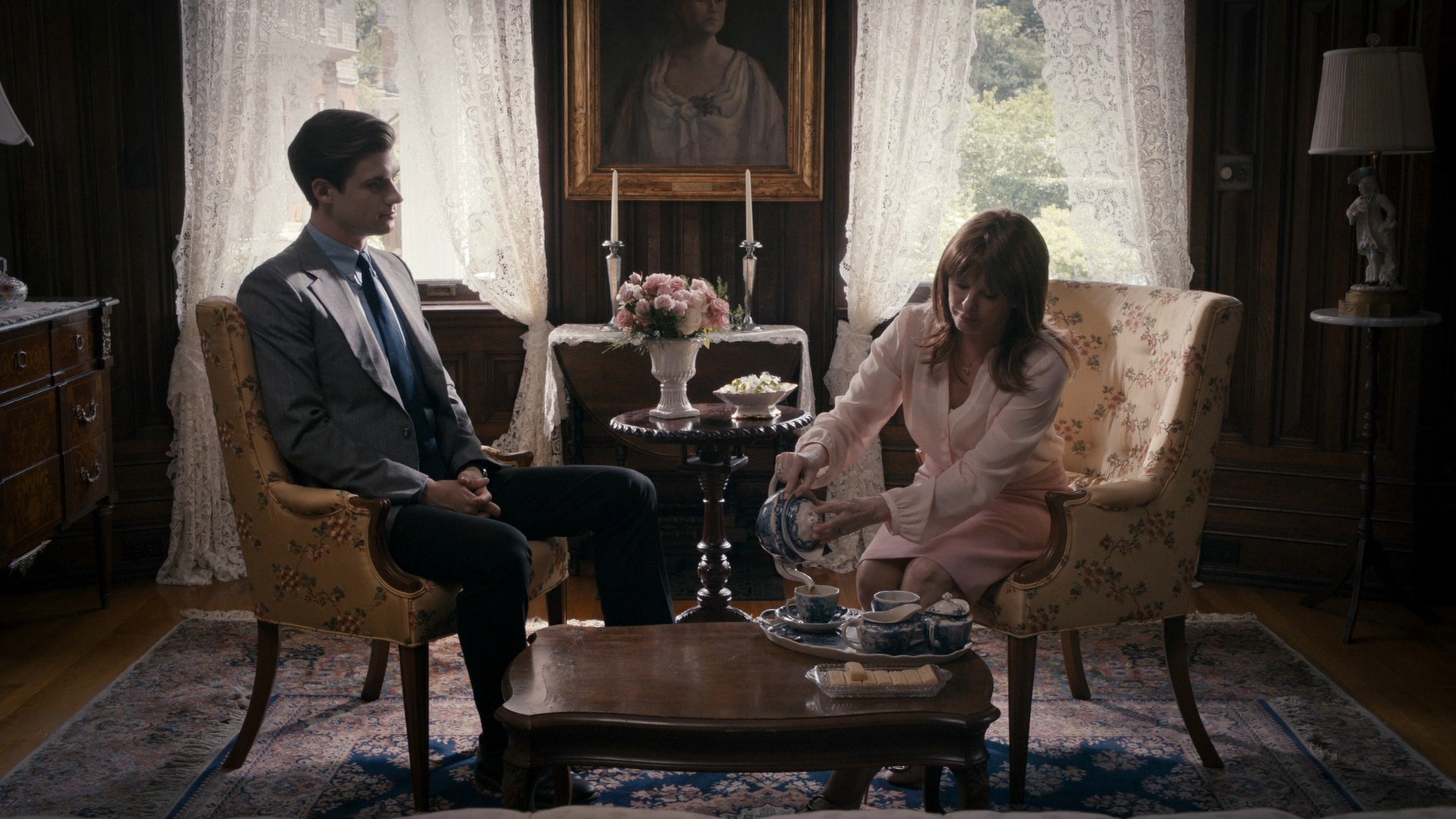 Affairs of State (2018) —  shot,  lighting