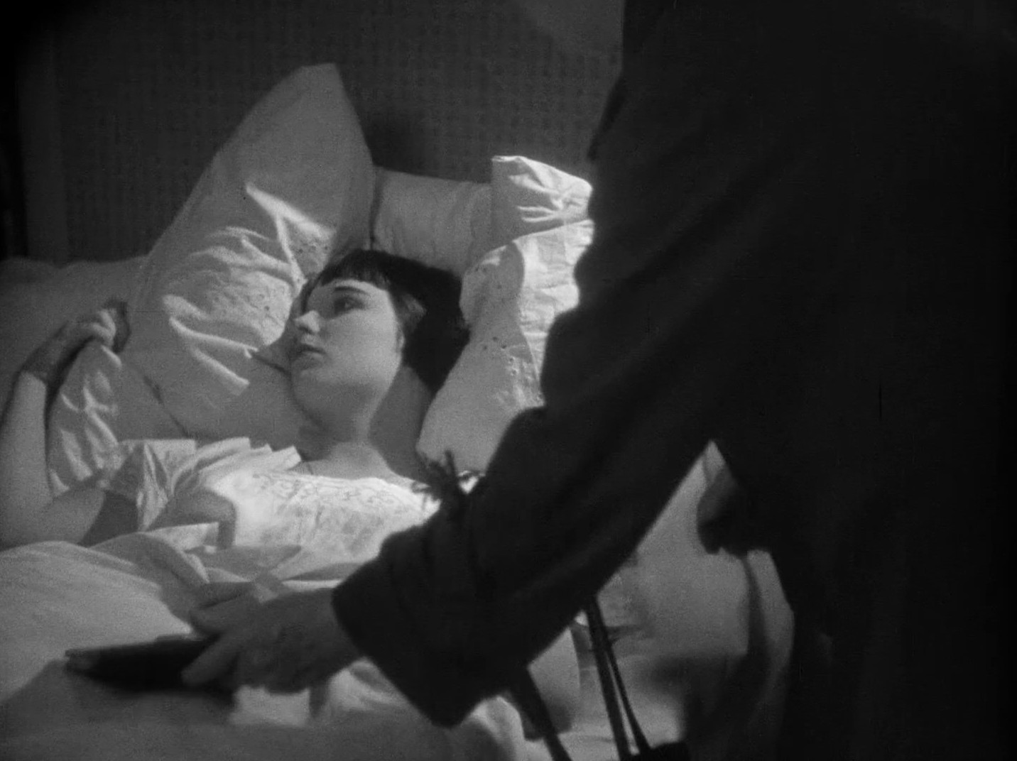 Diary of a Lost Girl (1929) —  shot,  lighting