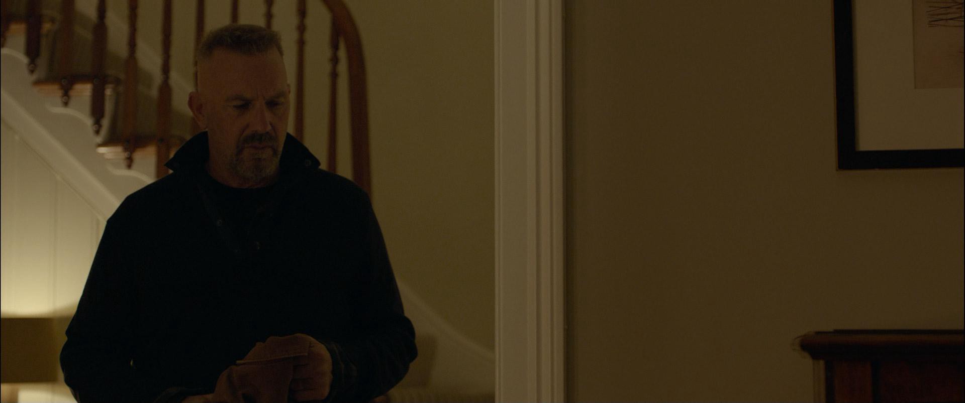 Criminal (2016) —  shot,  lighting