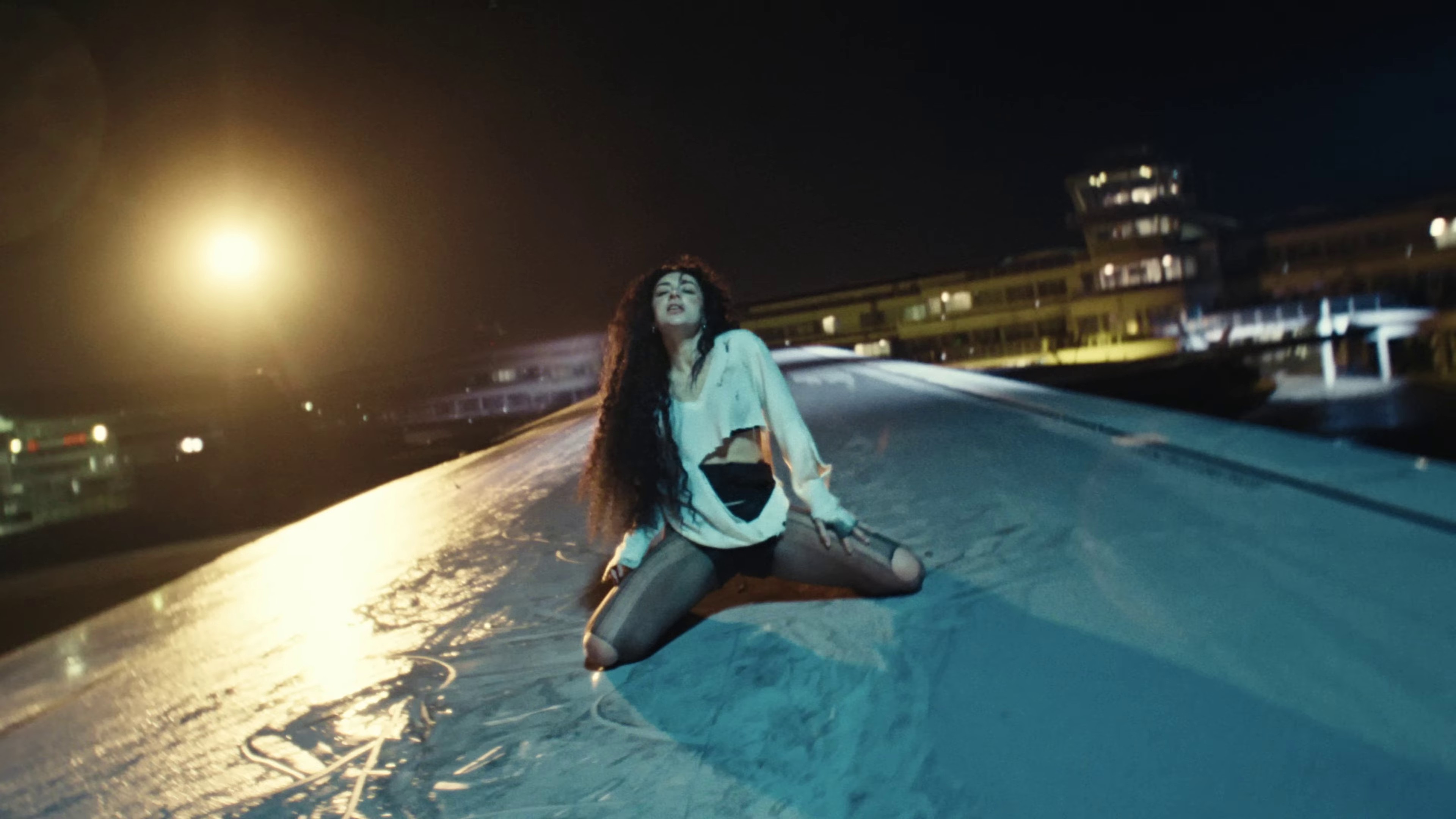 Von dutch (2024) —  shot,  lighting