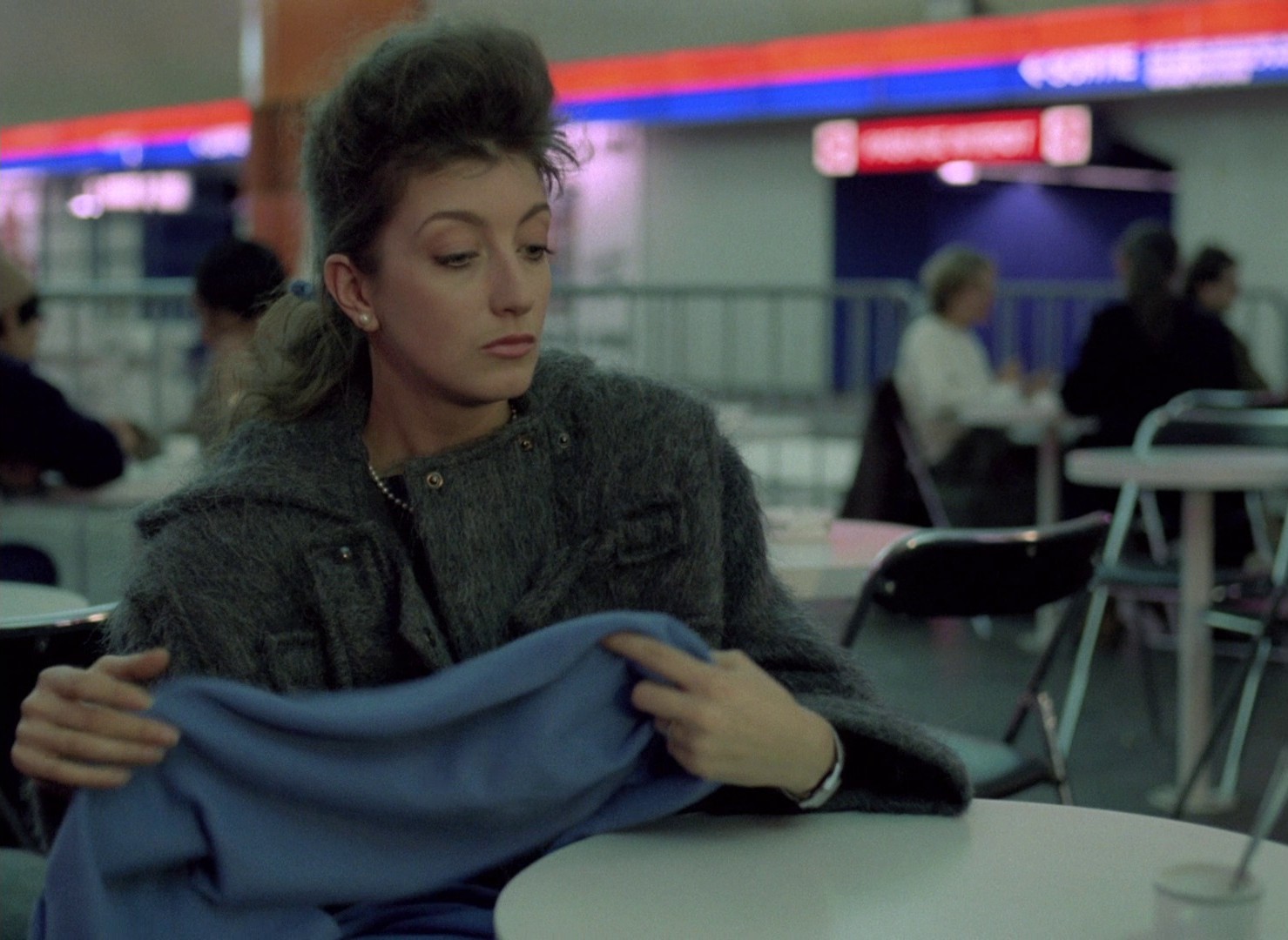 Full Moon in Paris (1984) —  shot,  lighting