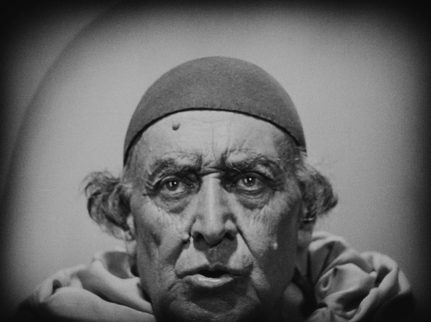 The Passion of Joan of Arc (1928) —  shot,  lighting