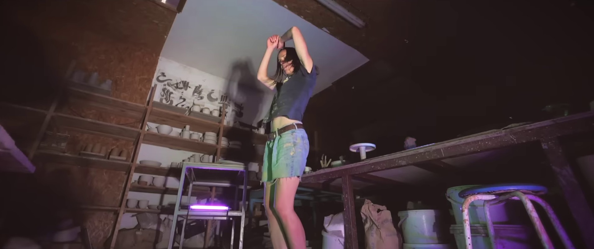 Émilie dansait  (2022) —  shot,  lighting