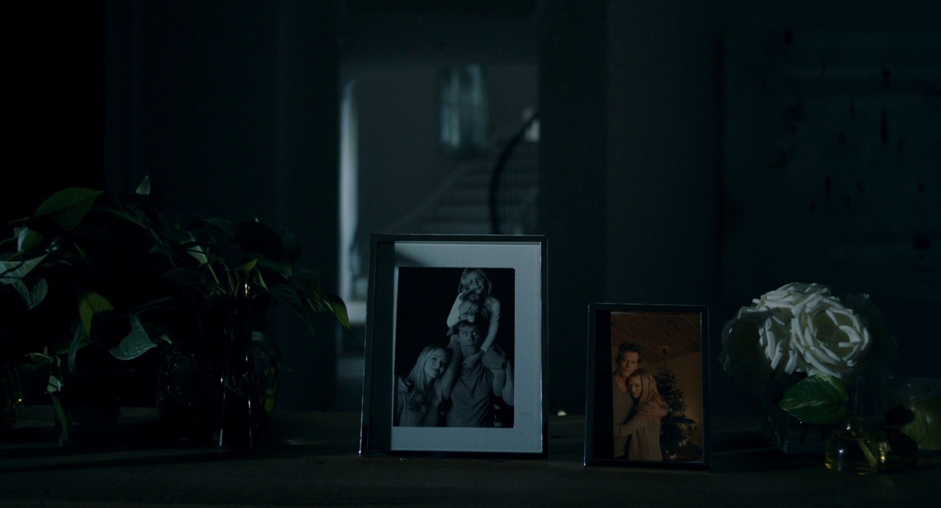 You Should Have Left (2020) —  shot,  lighting