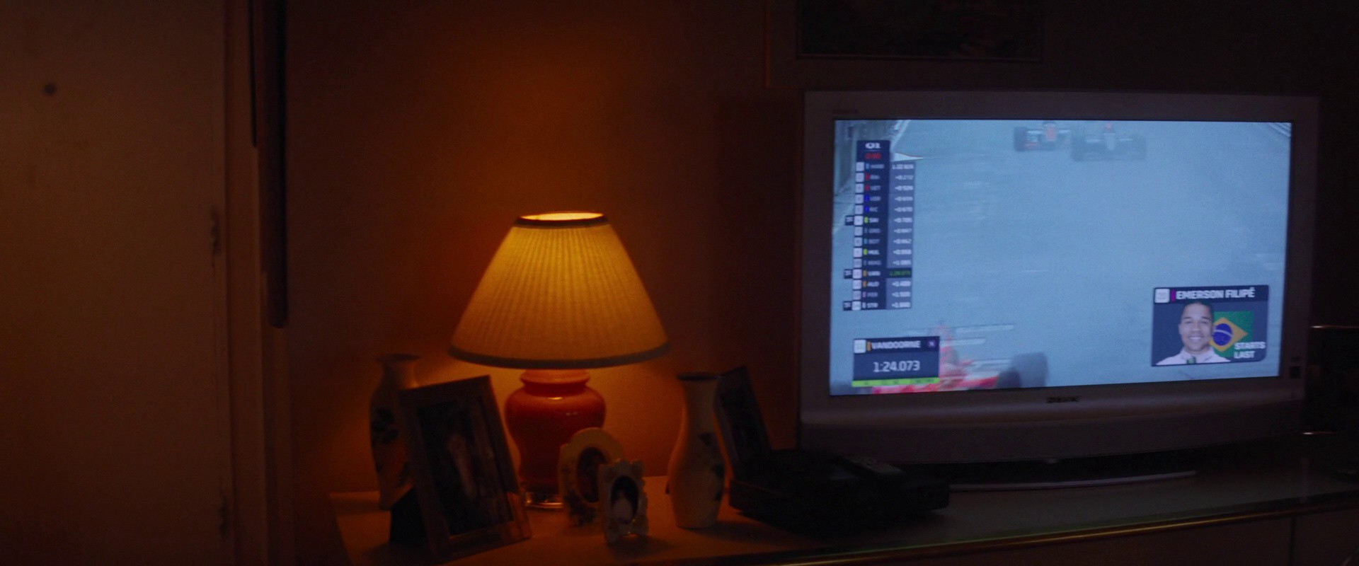 Drunken Birds (2021) —  shot,  lighting