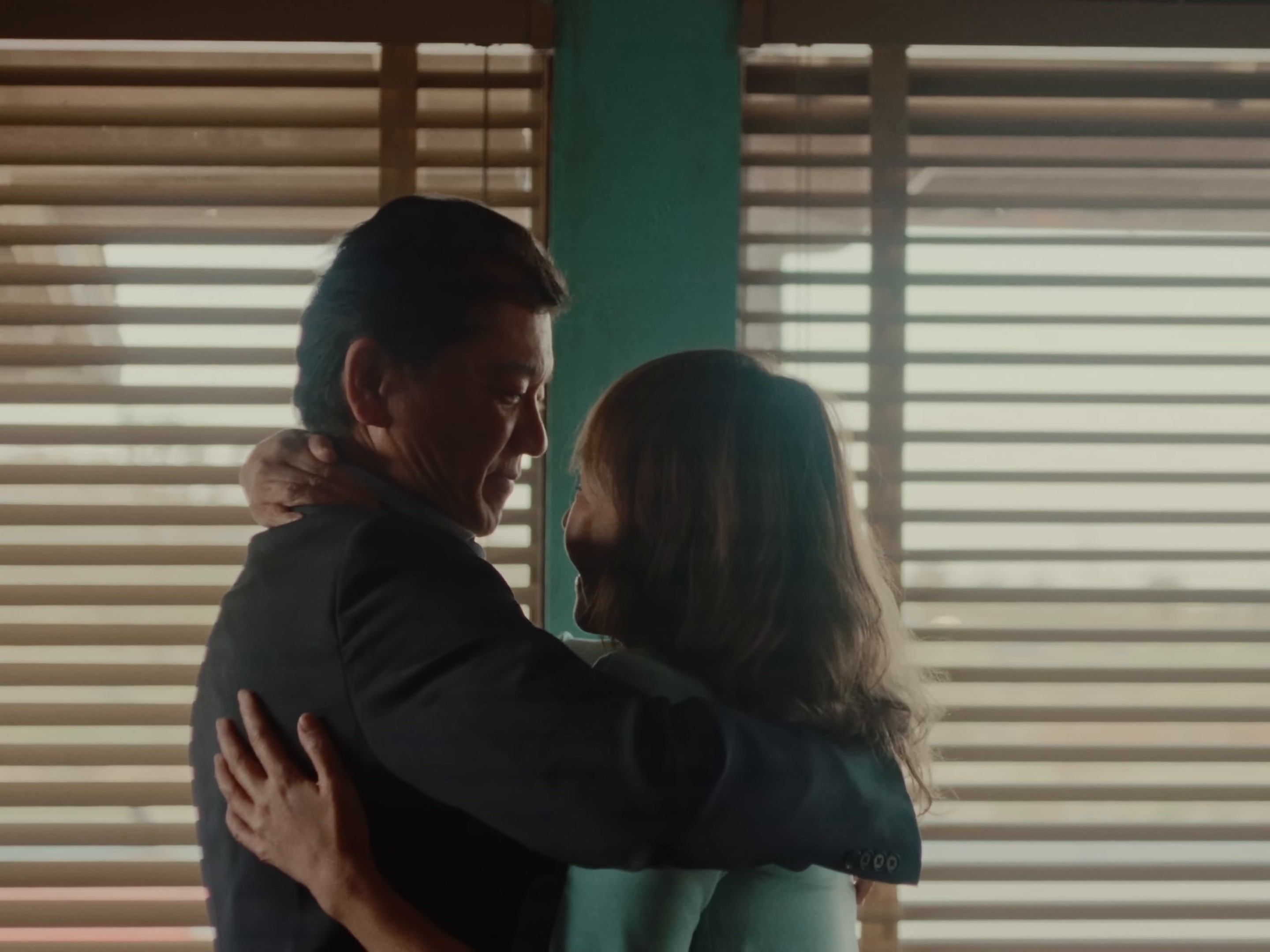 10AM (2025) —  shot,  lighting