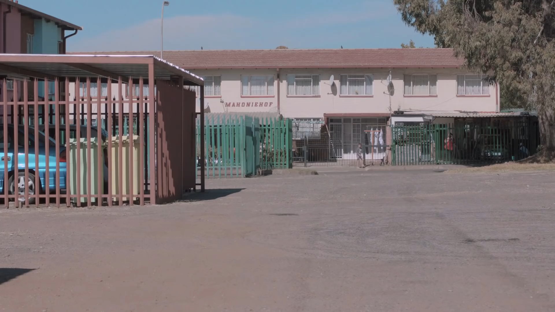 Baby's On Fire (2012) —  shot,  lighting