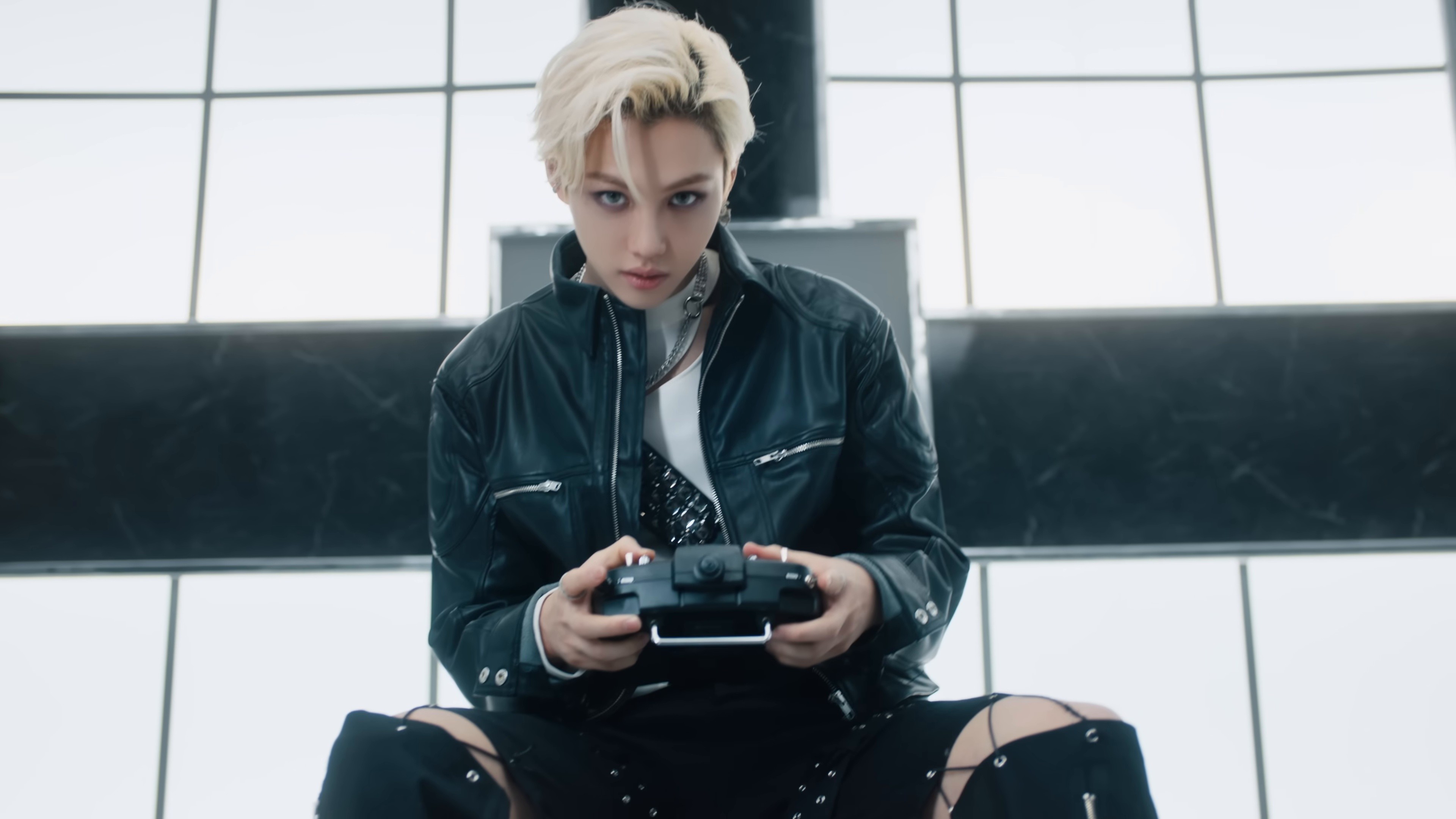 VENOM (2022) —  shot,  lighting