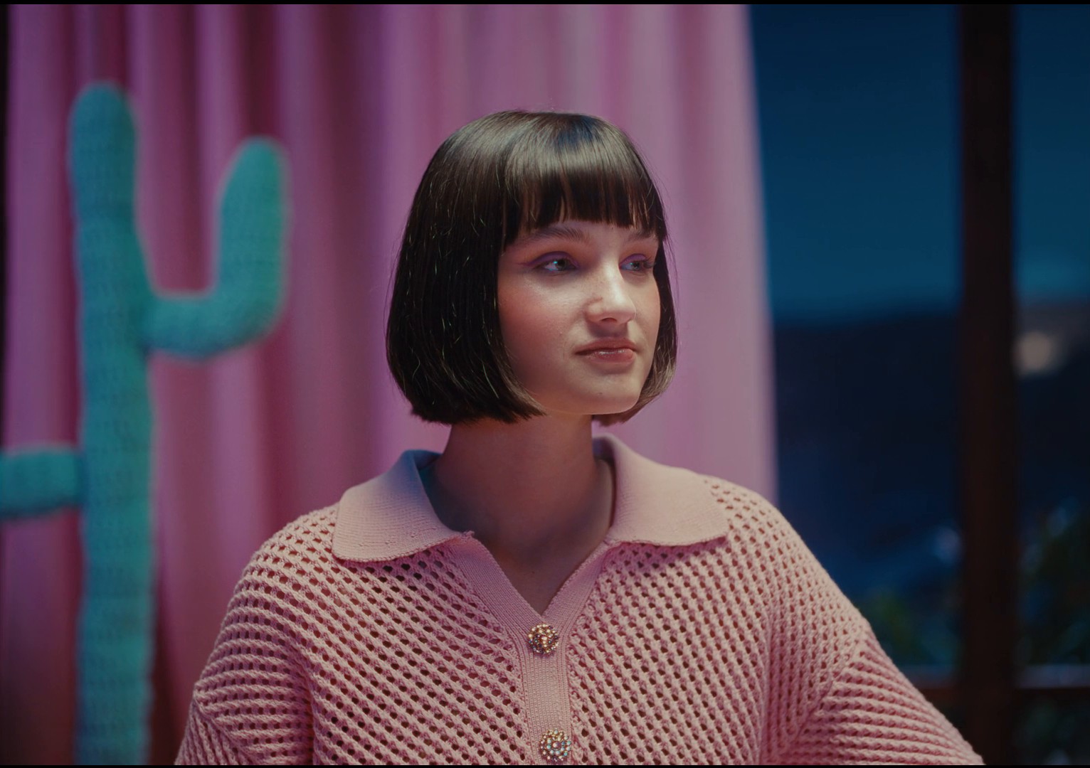 NATIONAL BANK OF GREECE - Next app - Knitting (2024) —  shot,  lighting