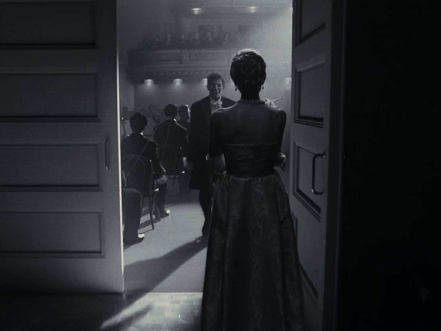 Maestro (2023) —  shot,  lighting