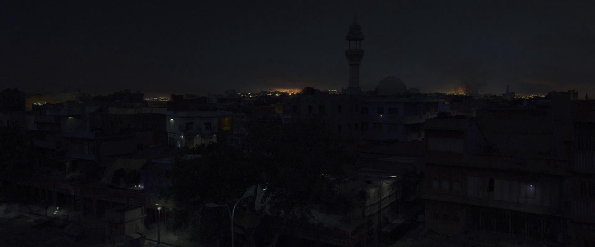 American Sniper (2014) —  shot,  lighting