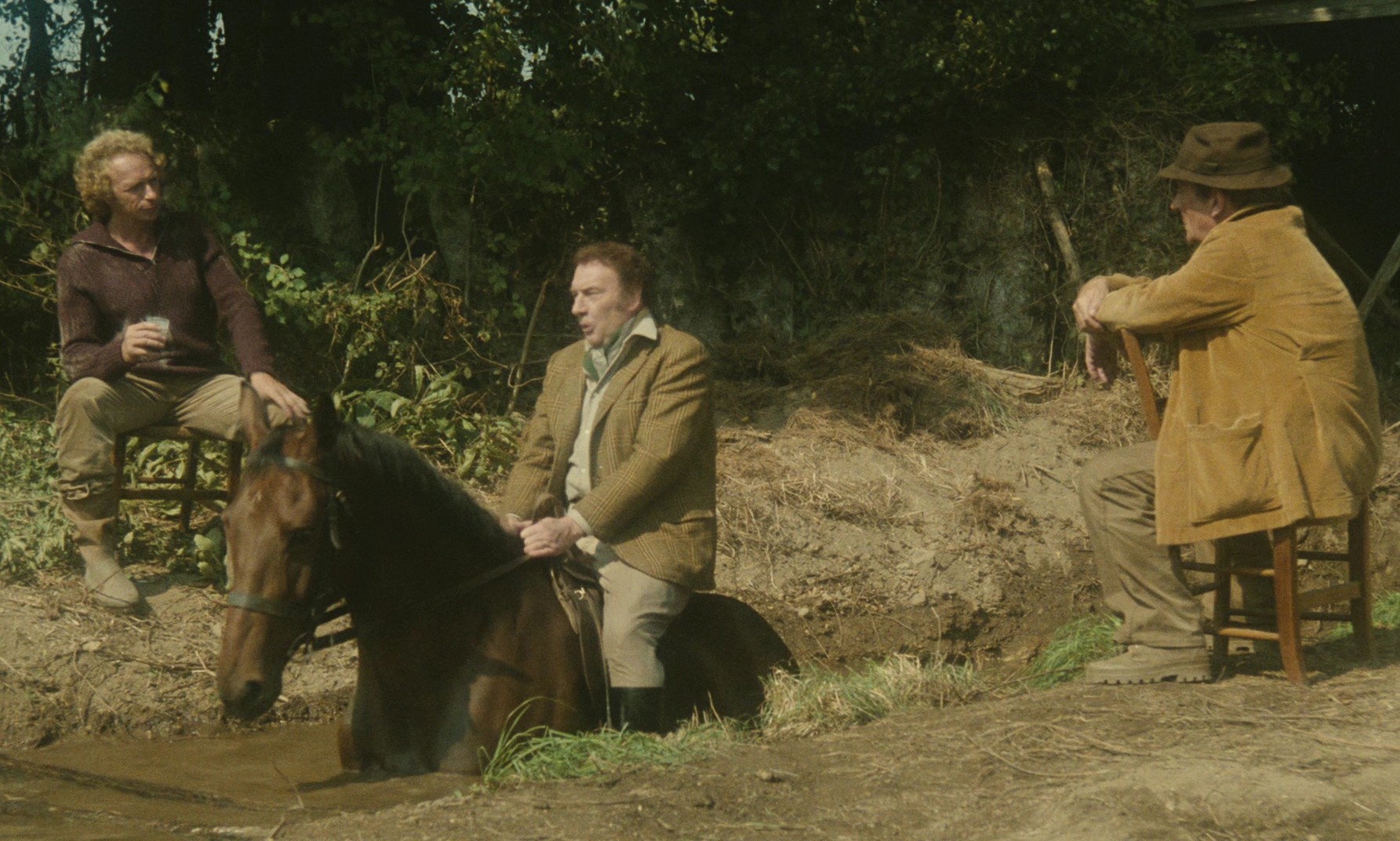 Pick Up Your Belongings (1983) —  shot,  lighting