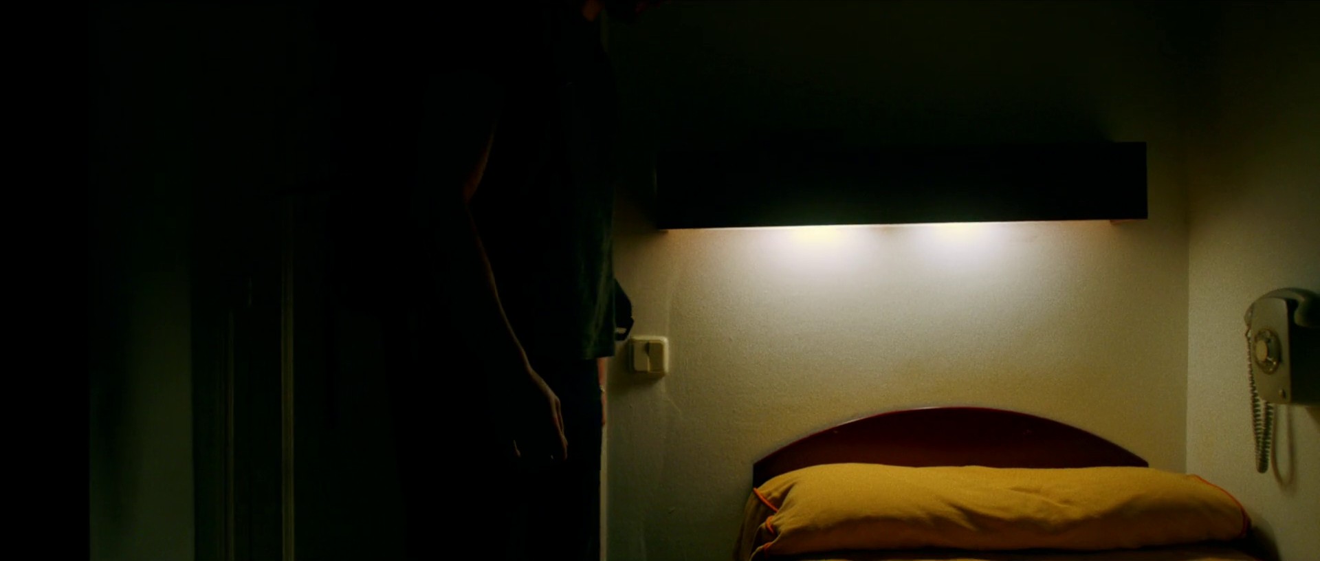 Grow up: “Start a family” – Mercedes-Benz original (2017) —  shot,  lighting