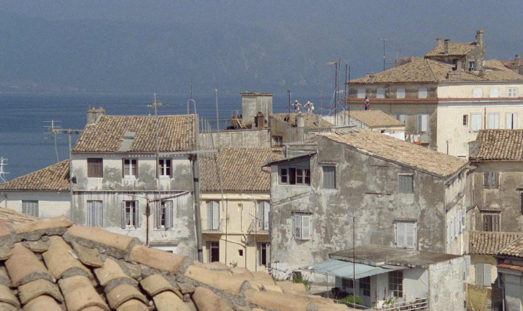 On a volé la cuisse de Jupiter (1980) —  shot,  lighting