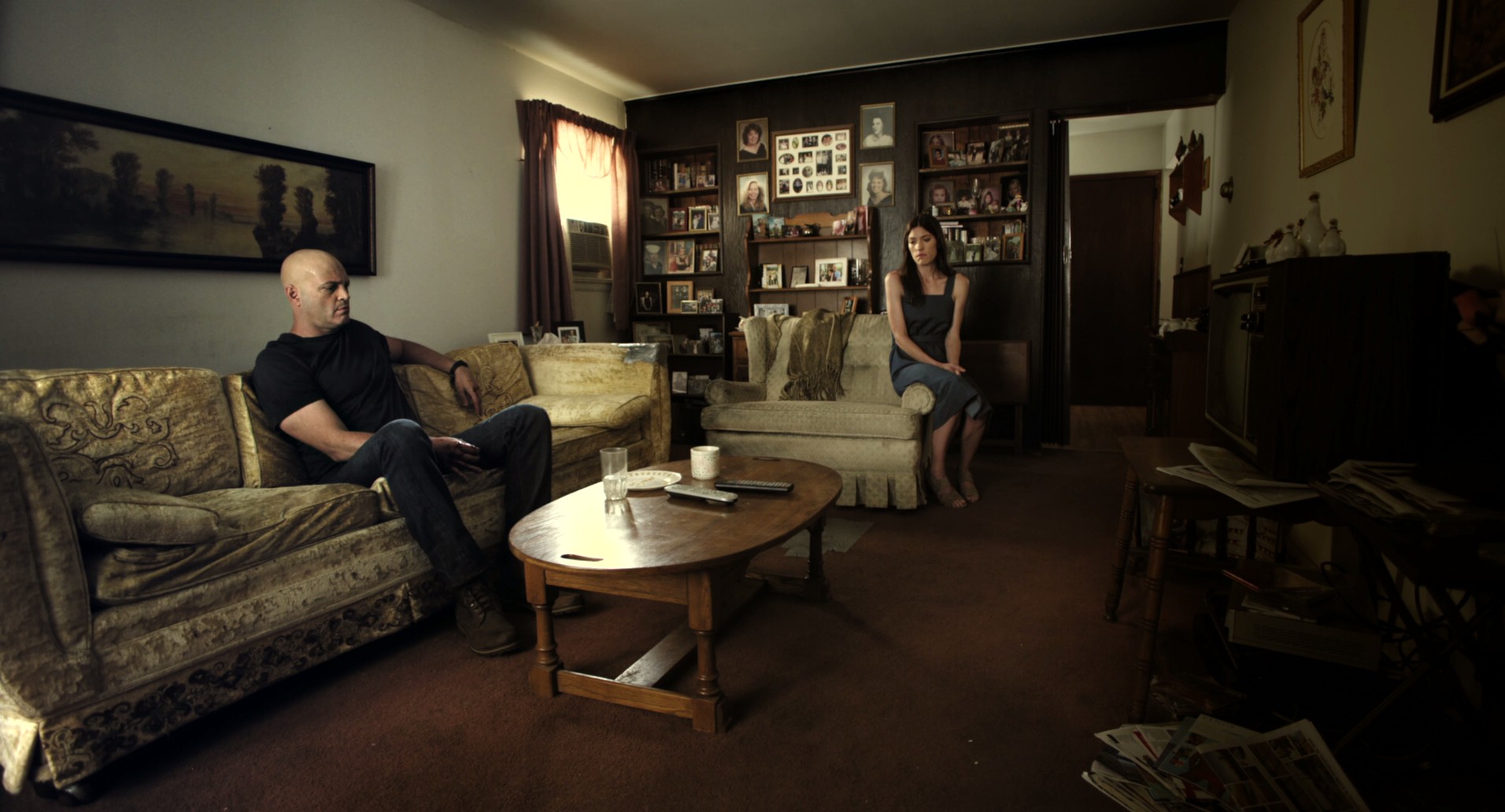 Brawl in Cell Block 99 (2017) —  shot,  lighting