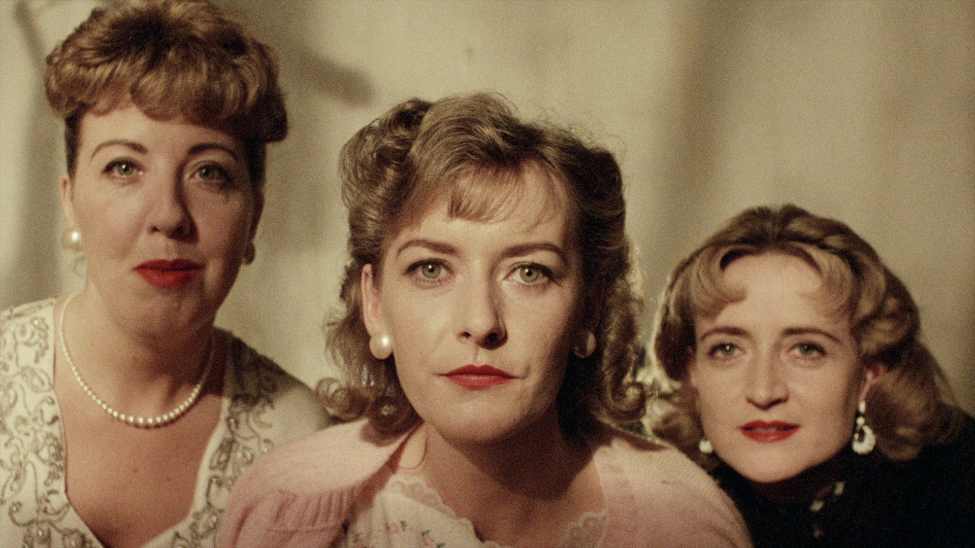 Distant Voices, Still Lives (1988) —  shot,  lighting