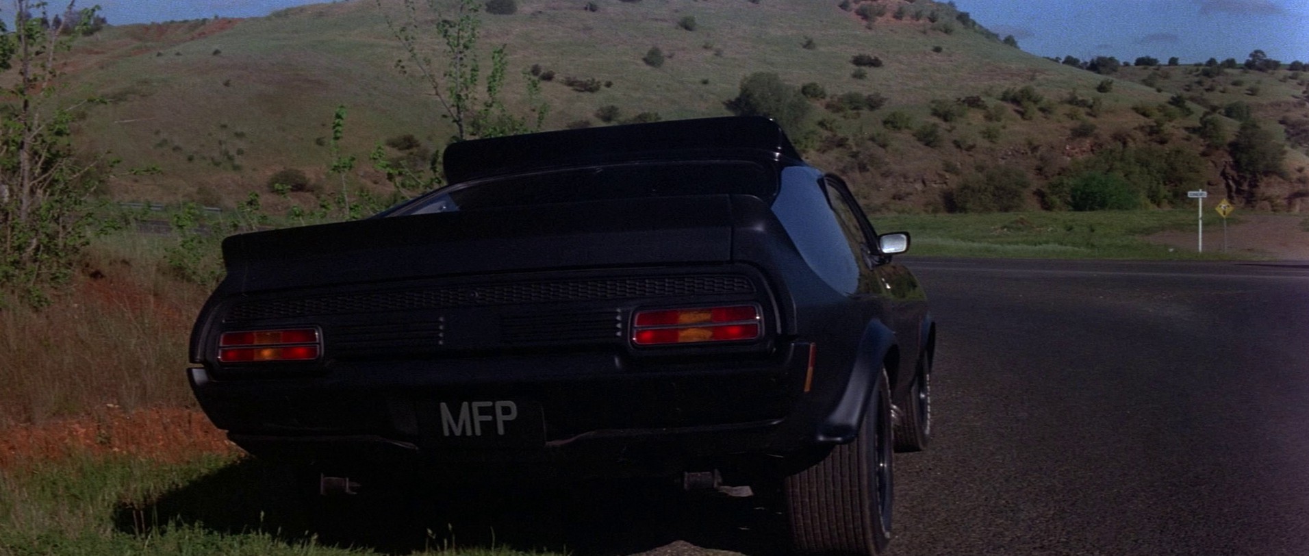 Mad Max (1979) —  shot,  lighting