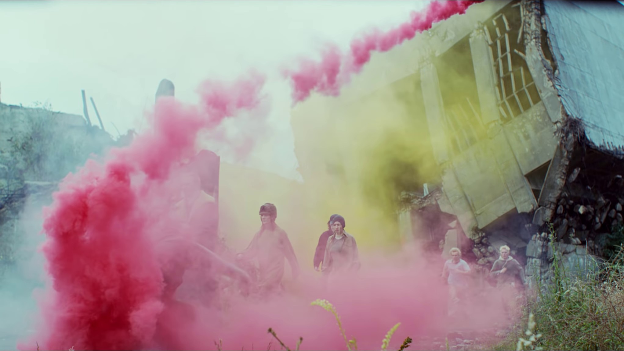 D'you know what I mean  (2016) —  shot,  lighting