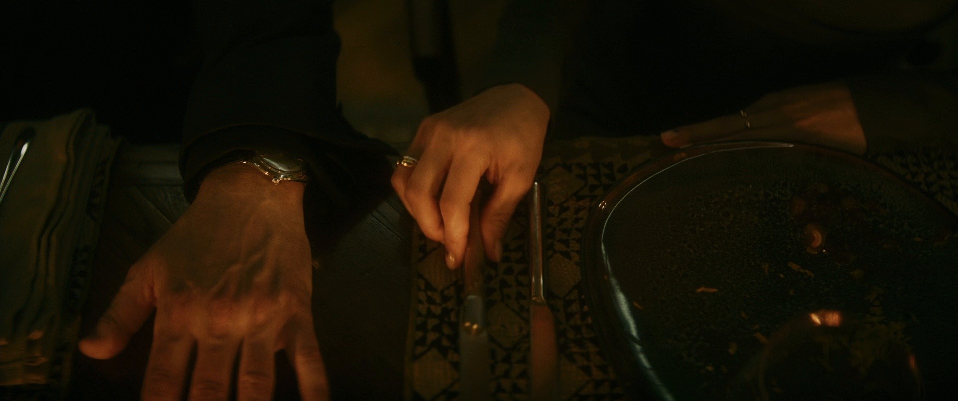 Black Bag (2025) —  shot,  lighting