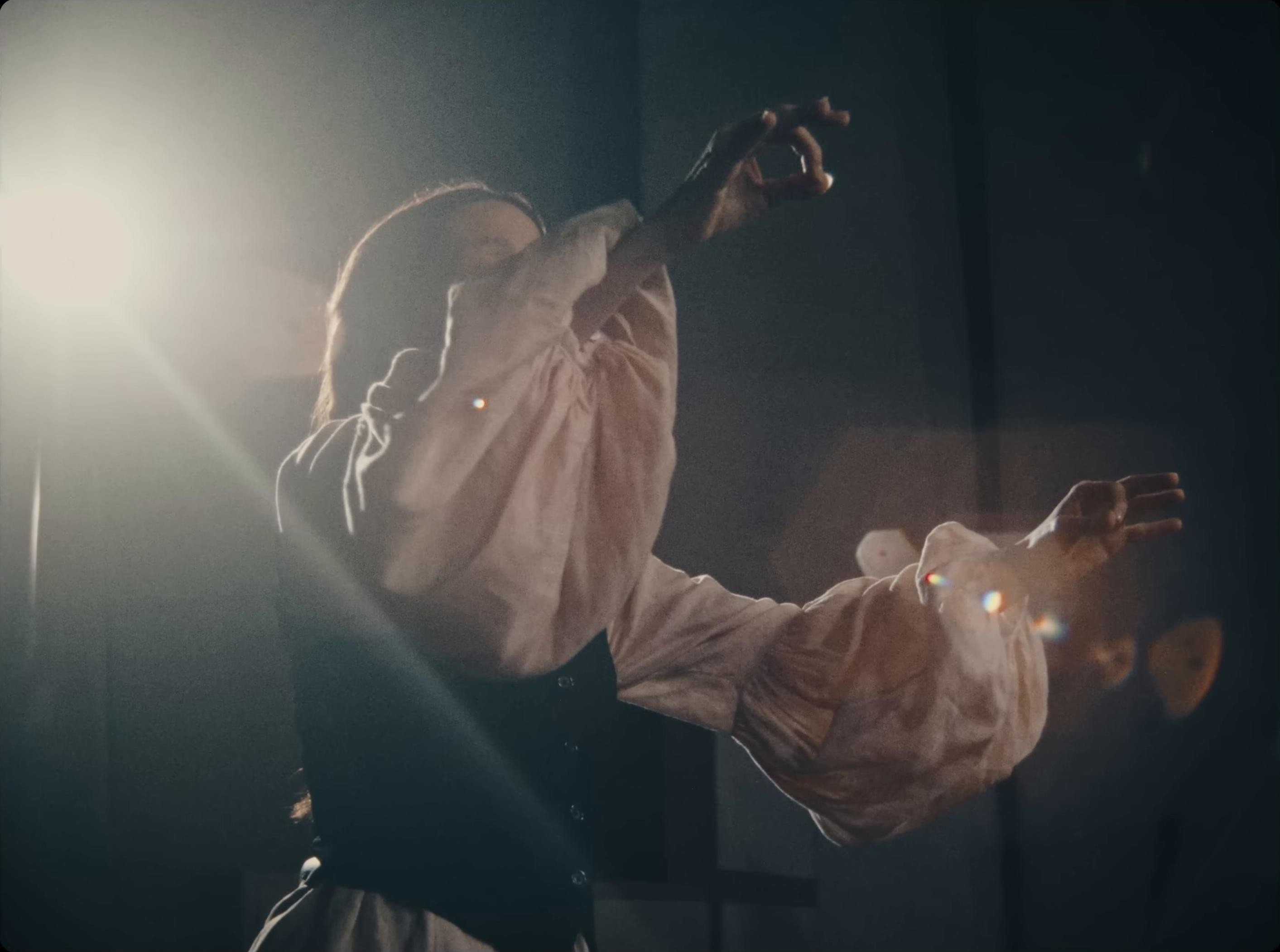 Lágrimas Cancioneras (2025) —  shot,  lighting