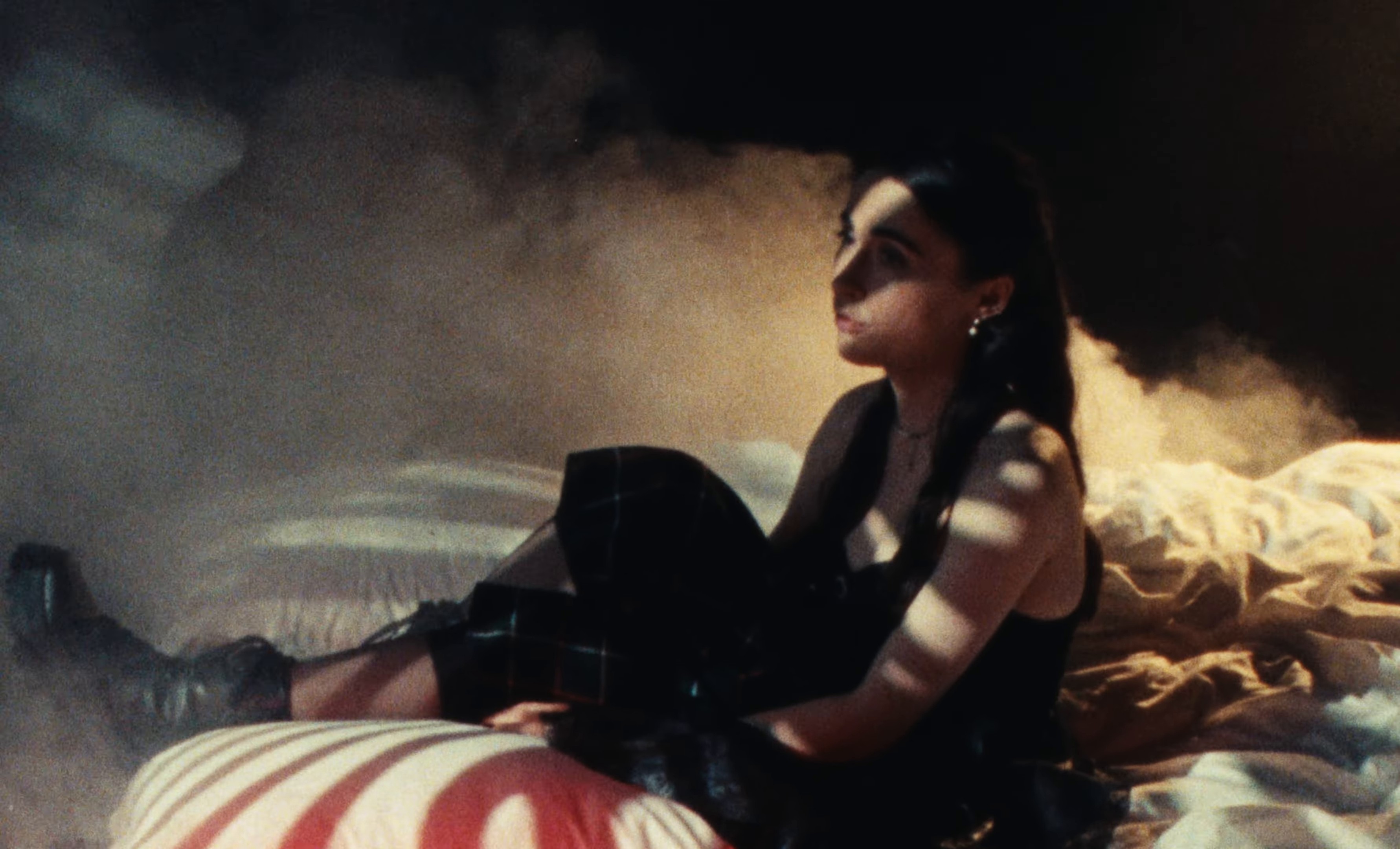 Autant Brûler (2024) —  shot,  lighting