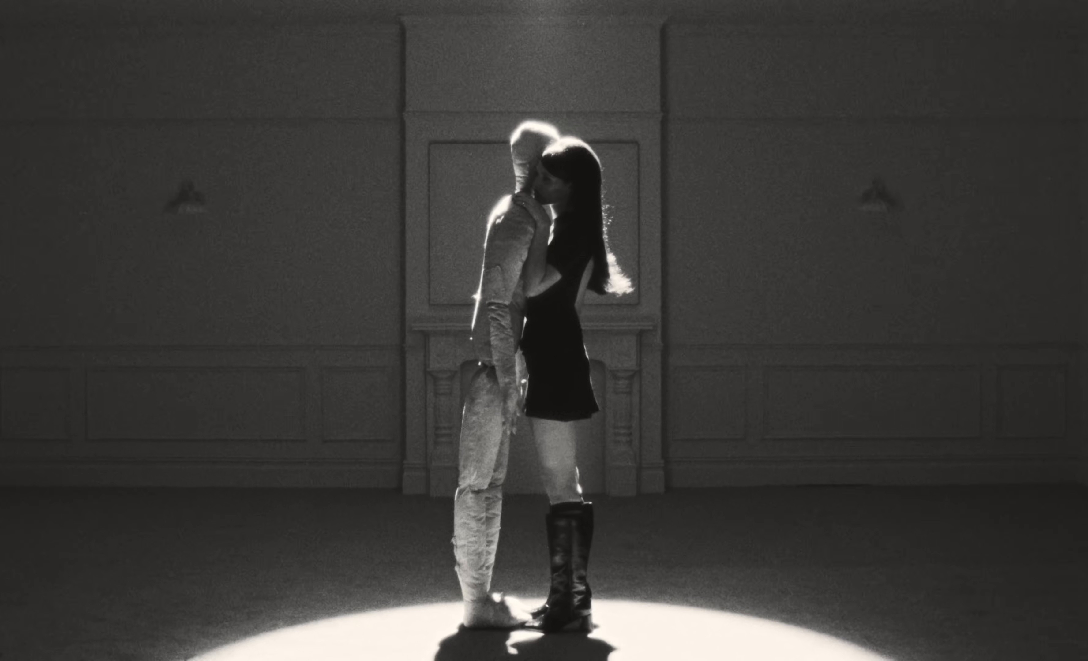 Die On This Hill (2026) —  shot,  lighting